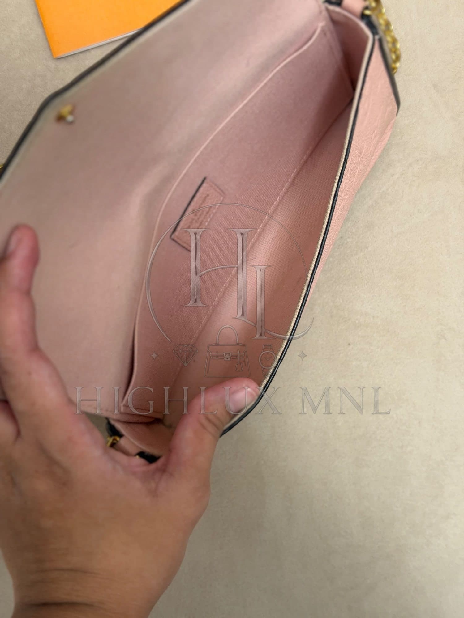 Louis Vuitton Empriente Pochette Felicie in Rose — photo 9