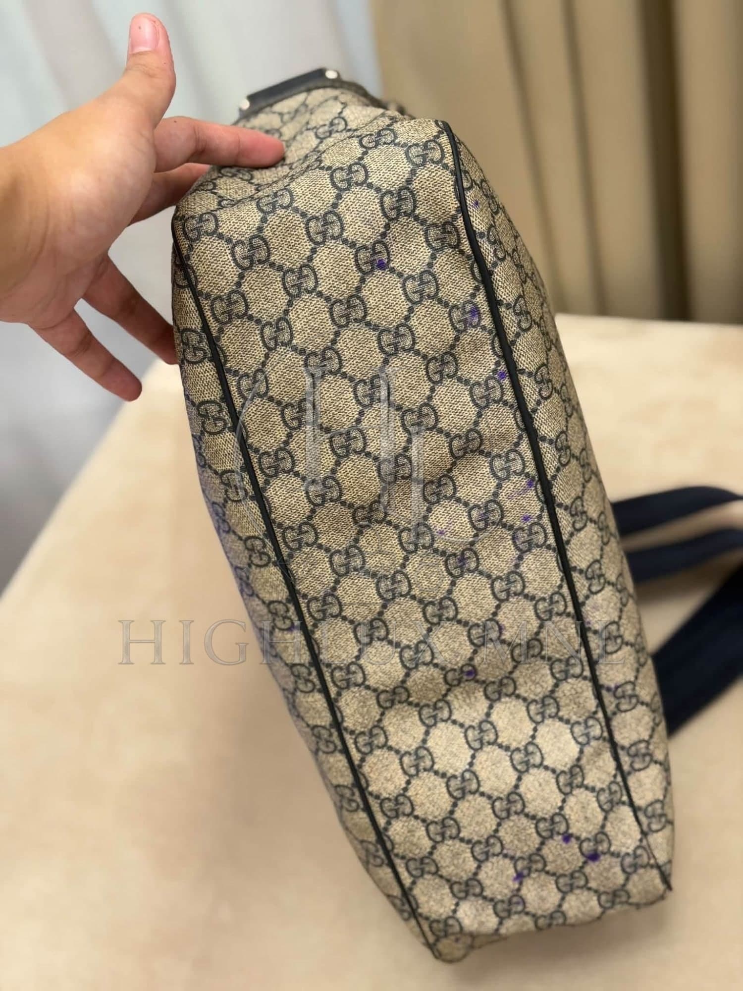 Gucci GG Supreme Reporters Bag — photo 5