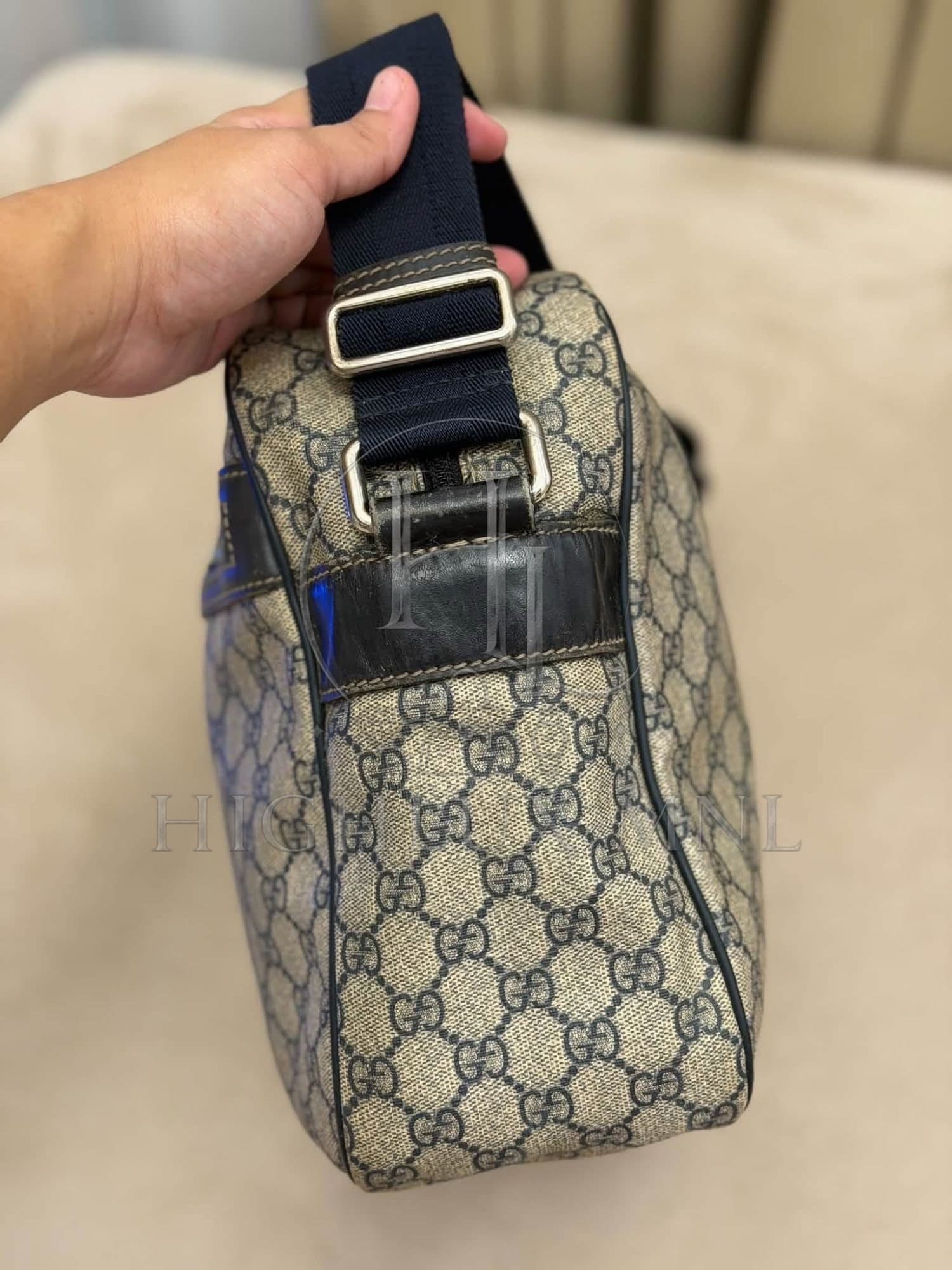 Gucci GG Supreme Reporters Bag — photo 3
