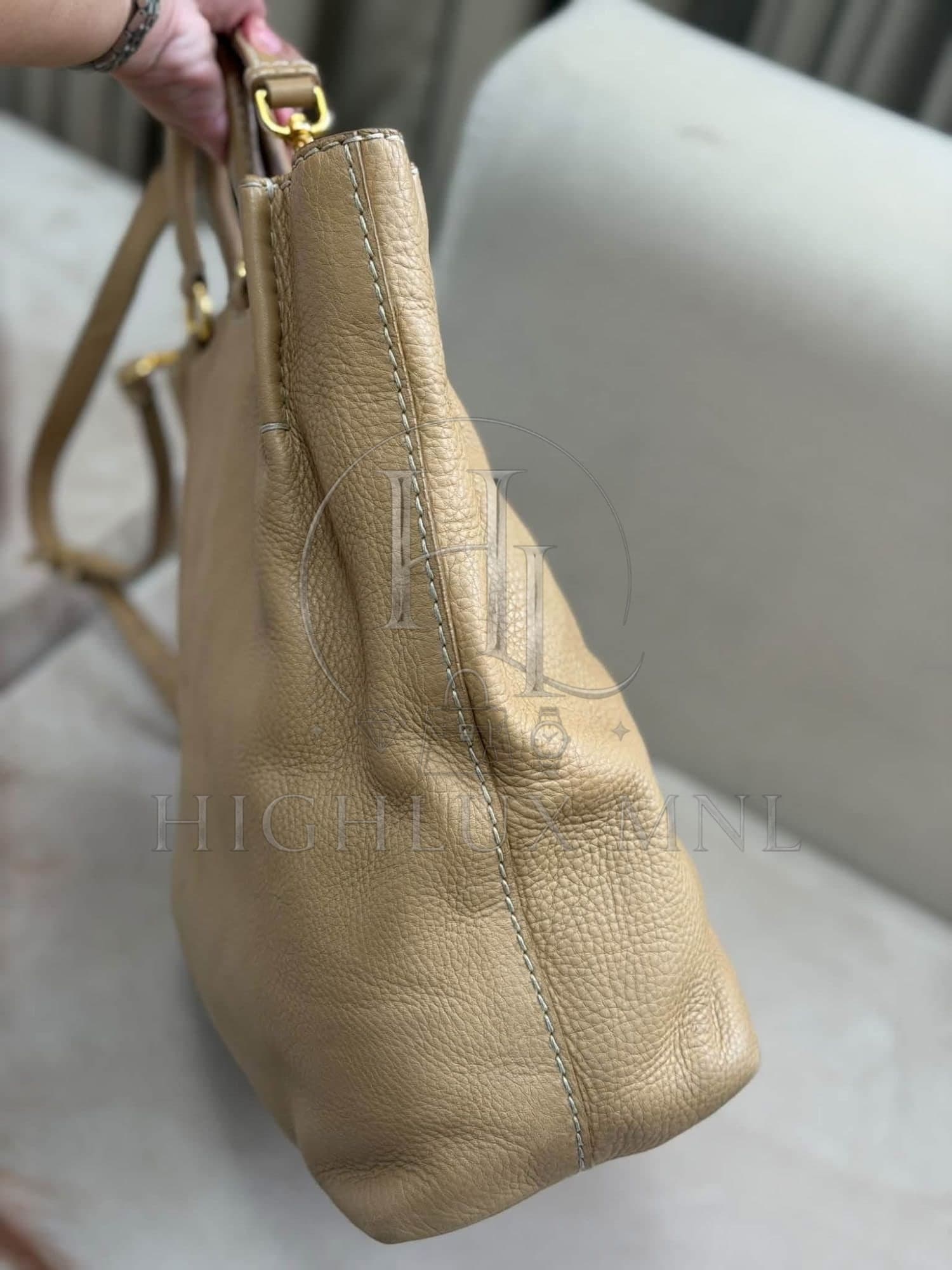 Prada Vitello Daino Shopping Bag — photo 3