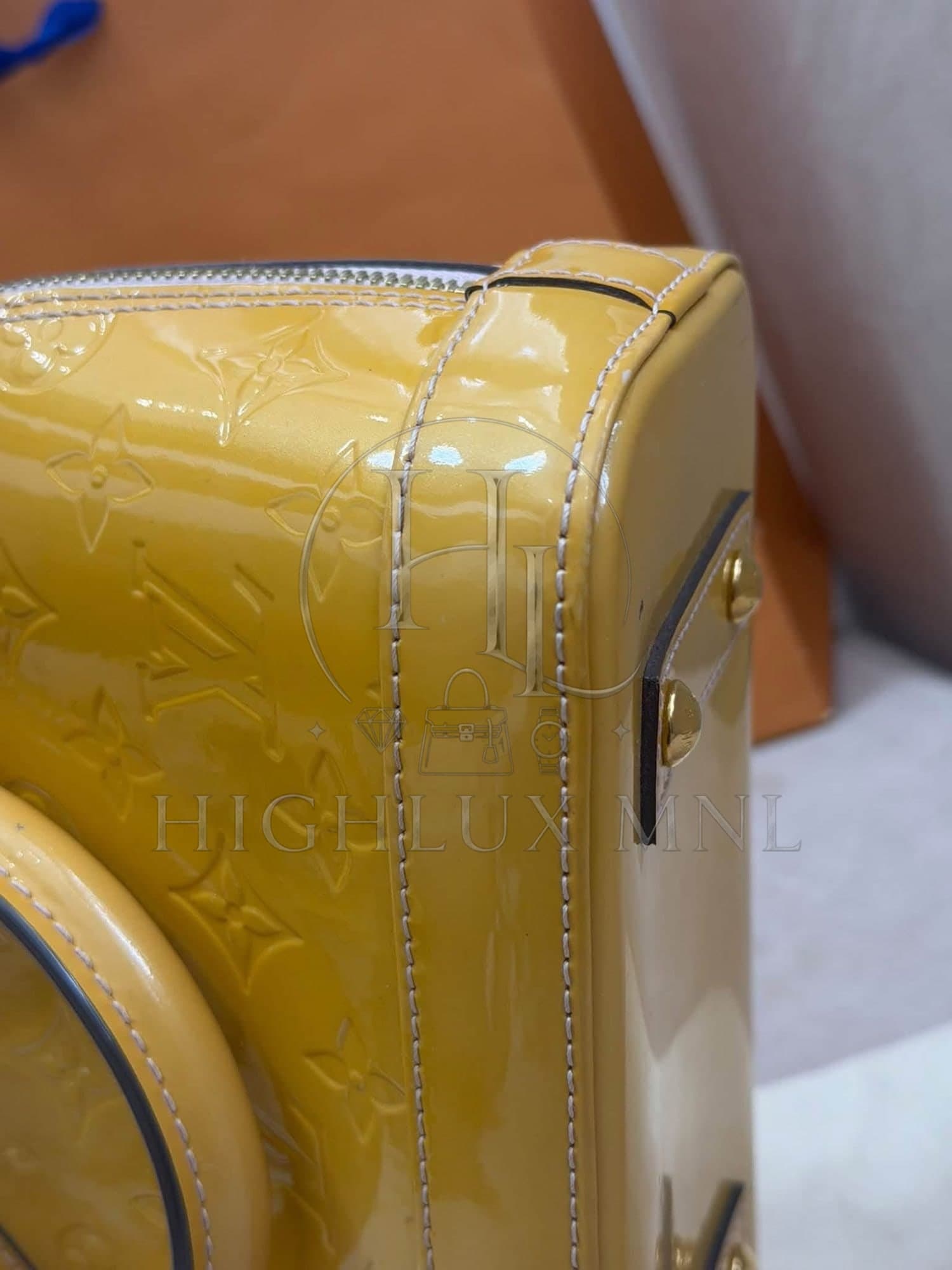 Louis Vuitton Alma BB Monogram Vernis — photo 9