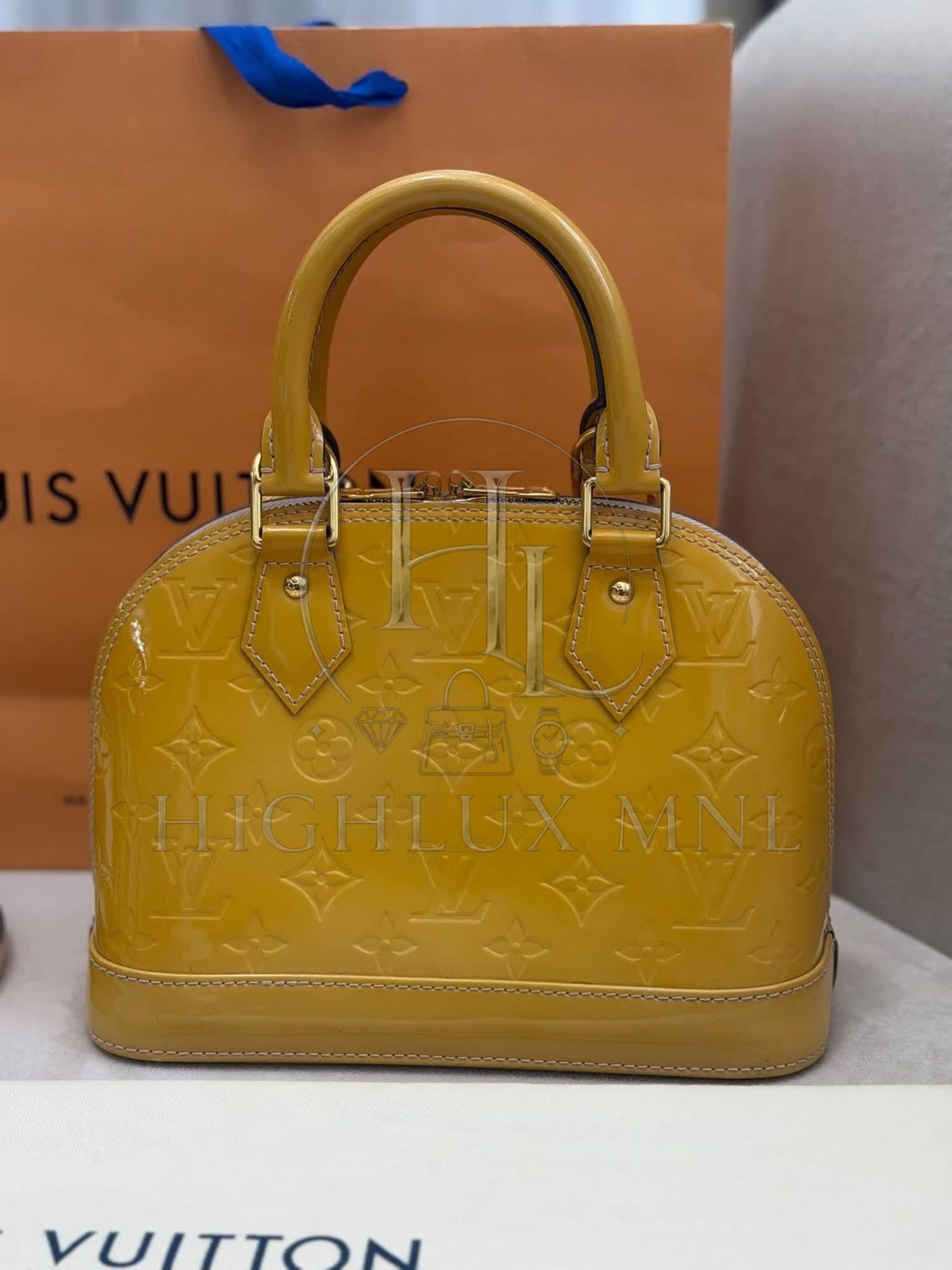 Louis Vuitton Alma BB Monogram Vernis — photo 3