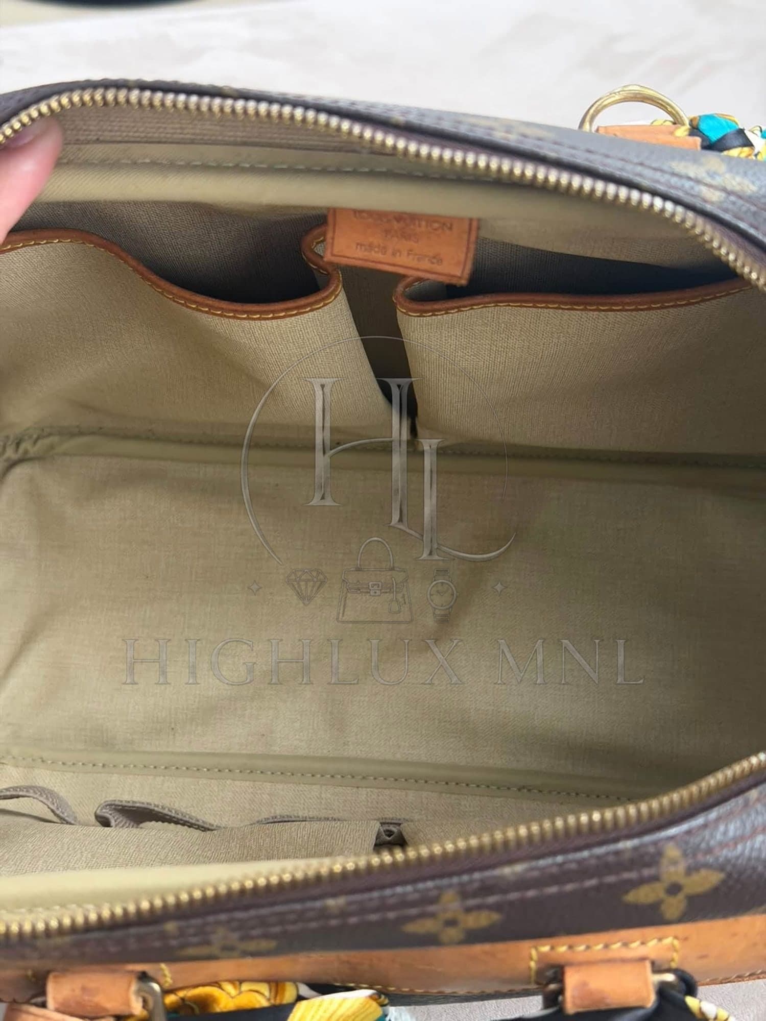 Louis Vuitton Monogram Deauville Bag — photo 13