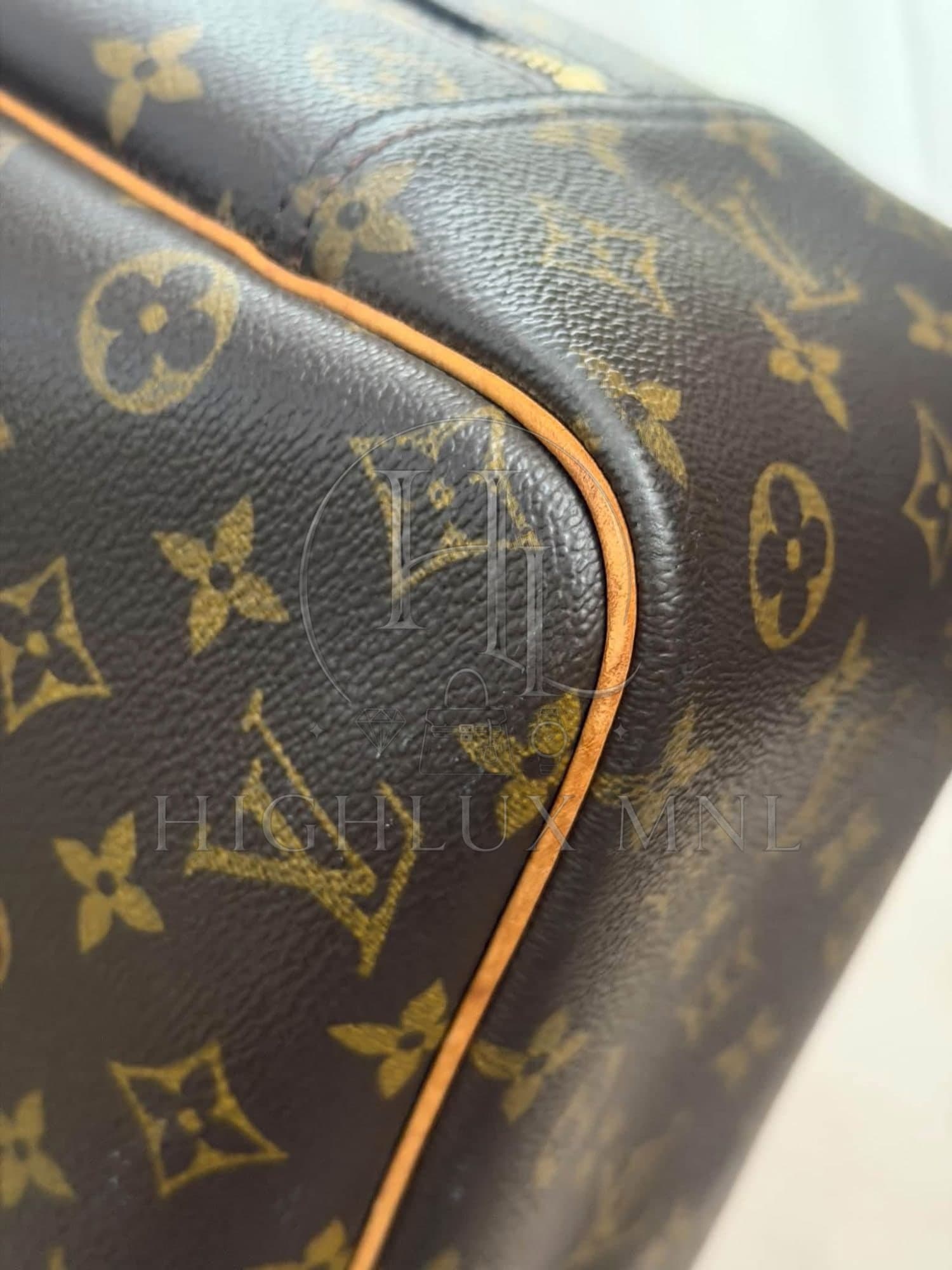 Louis Vuitton Monogram Deauville Bag — photo 9