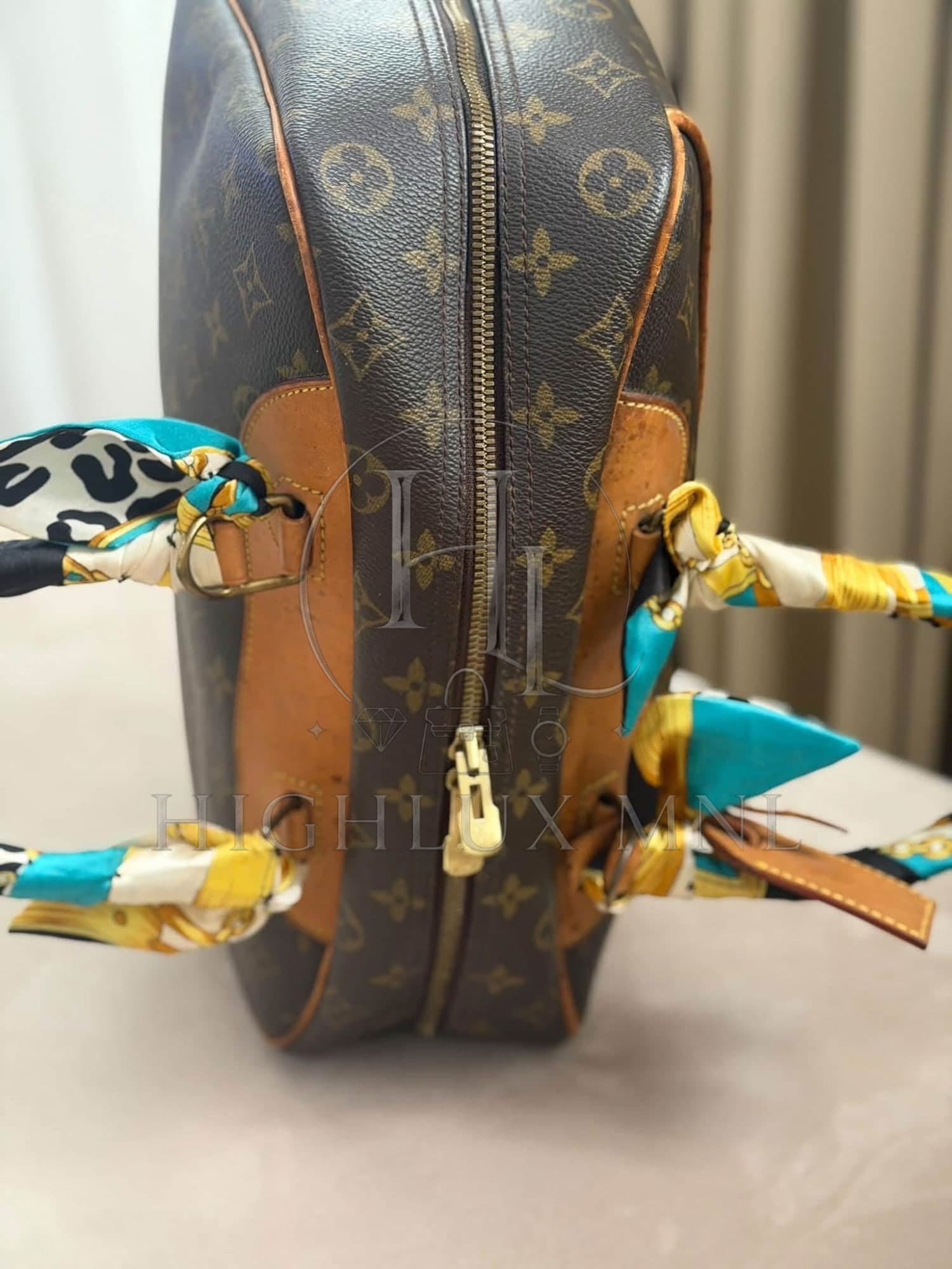 Louis Vuitton Monogram Deauville Bag — photo 11