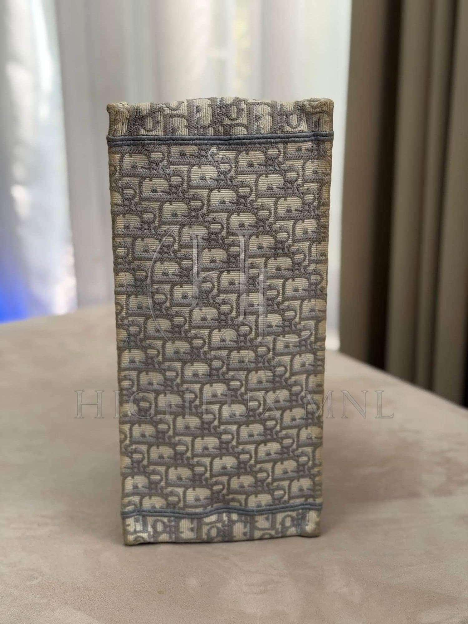 Dior Oblique Medium Book Tote — photo 5