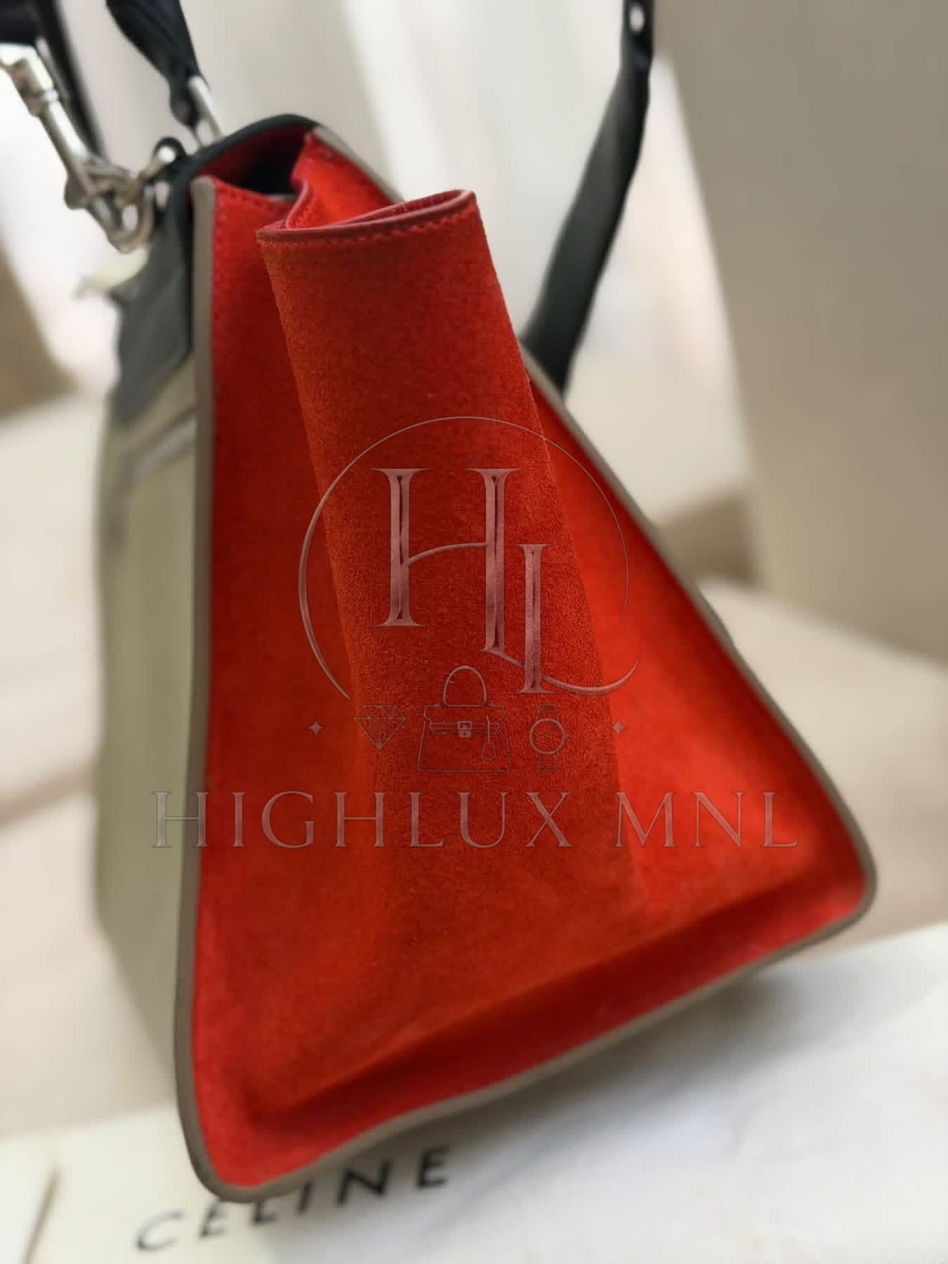 Celine Medium Trapeze Bag — photo 5