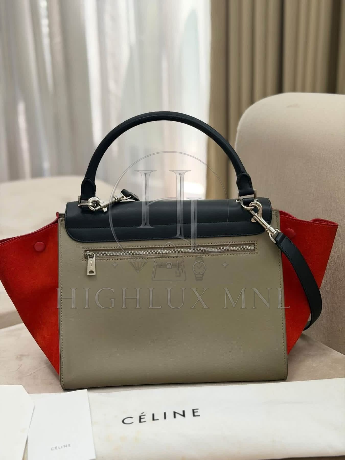 Celine Medium Trapeze Bag — photo 3