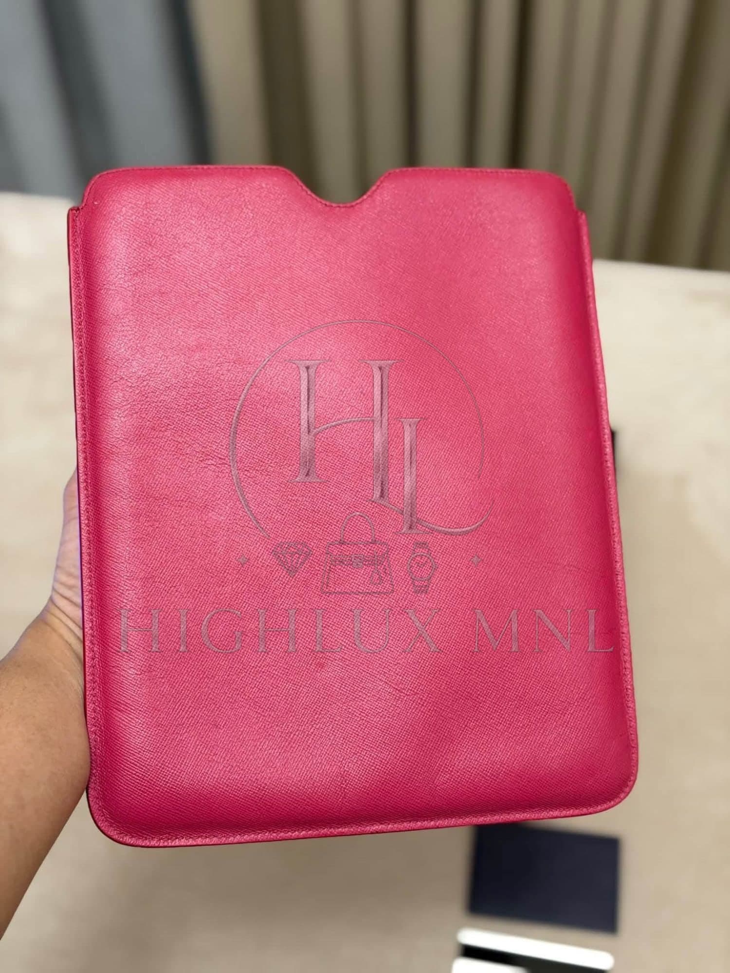 Prada Ipad Case Leather — photo 3
