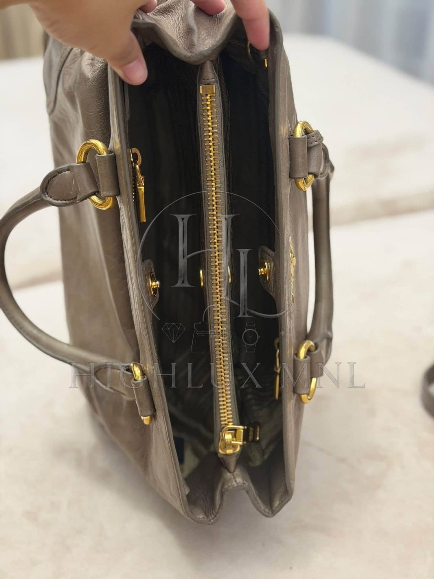 Prada Vitello Shine Satchel Bag — photo 8