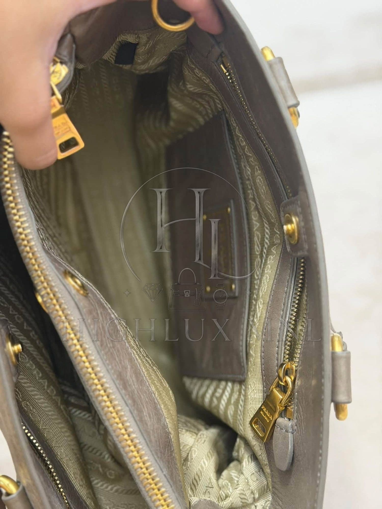 Prada Vitello Shine Satchel Bag — photo 9