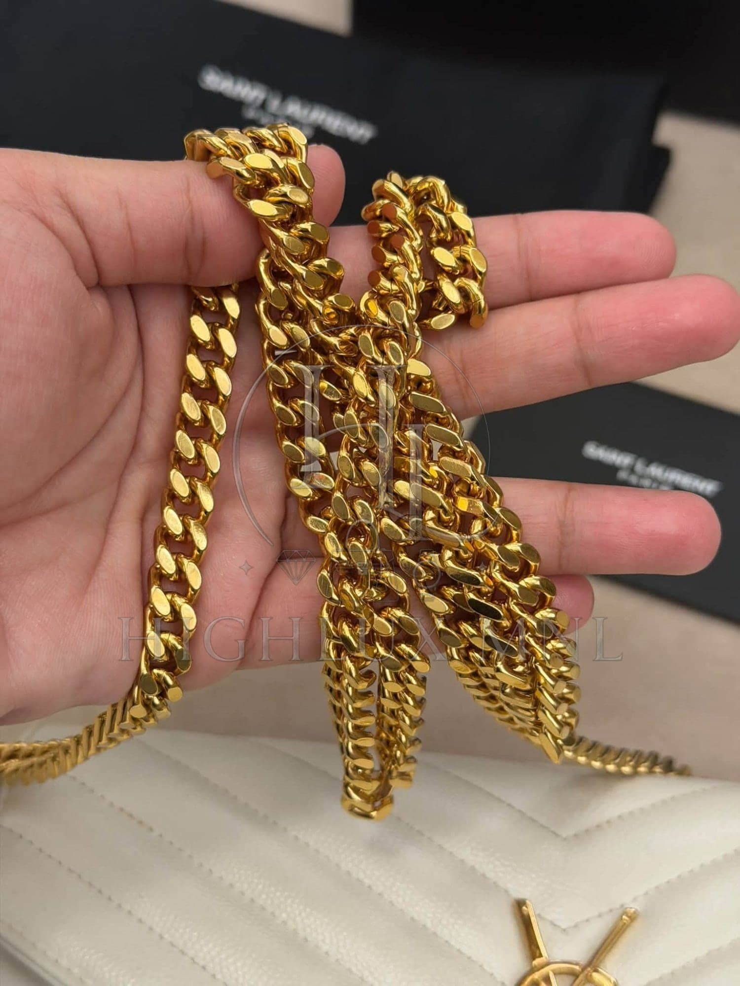 Saint Laurent Cassandre WOC — photo 8