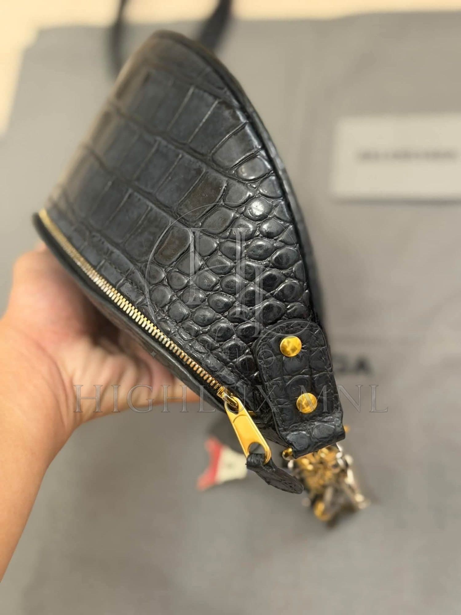Balenciaga Souvenier Croc-Embossed — photo 4