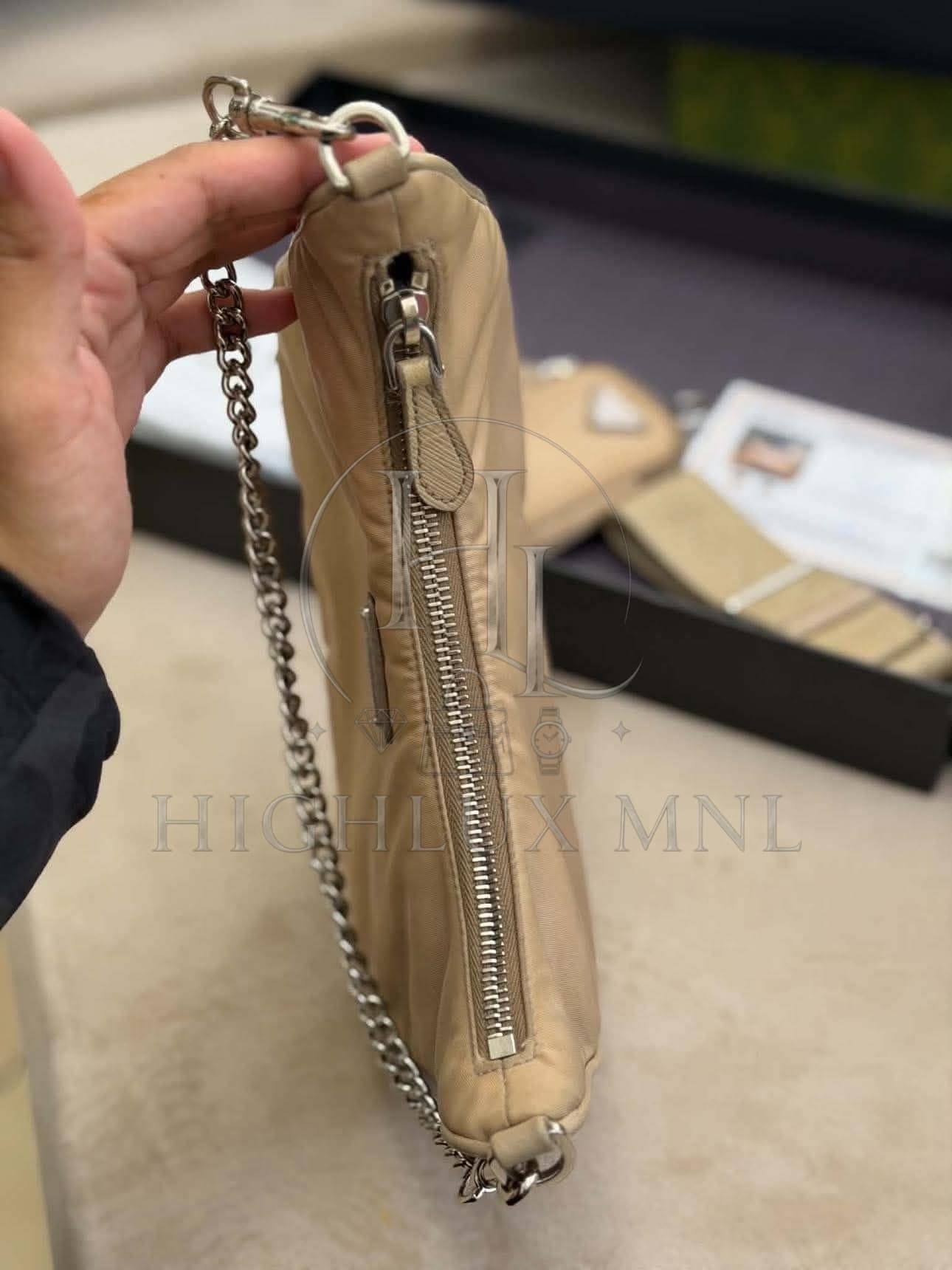Prada Re-Edition 2005 Multipochette in Beige color — photo 3