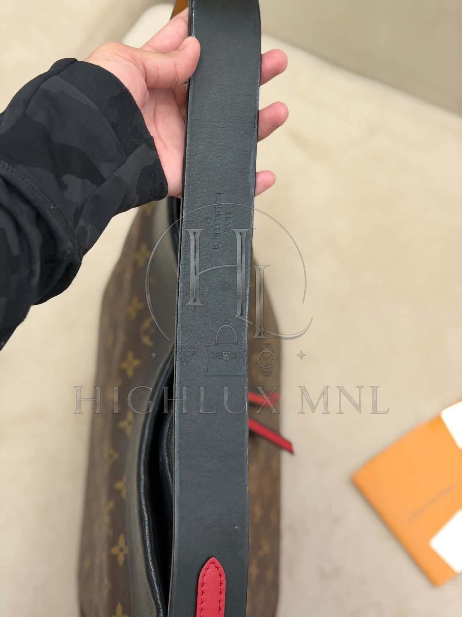 Louis Vuitton Monogam Tuileries Hobo Bag — photo 6