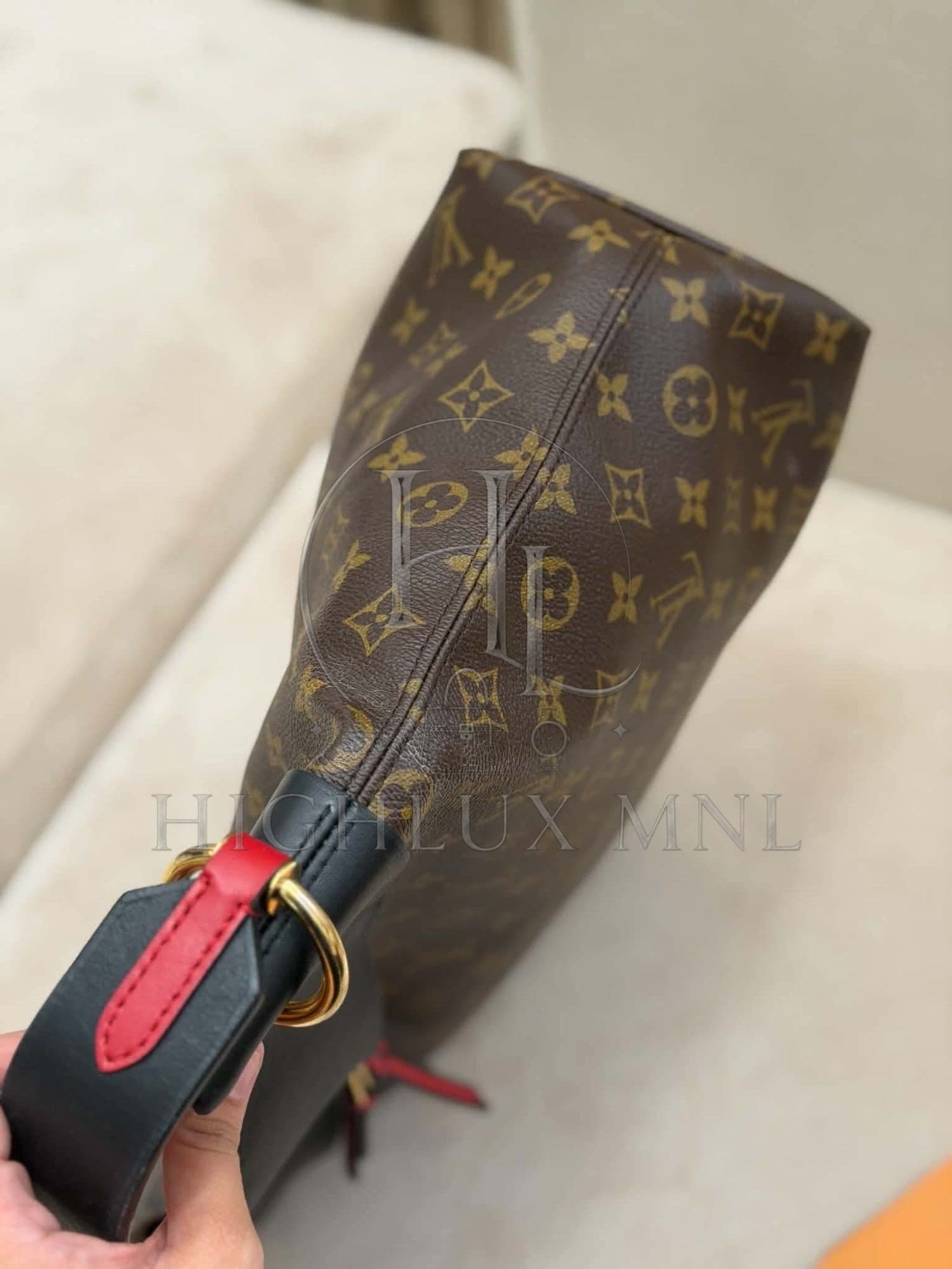 Louis Vuitton Monogam Tuileries Hobo Bag — photo 10
