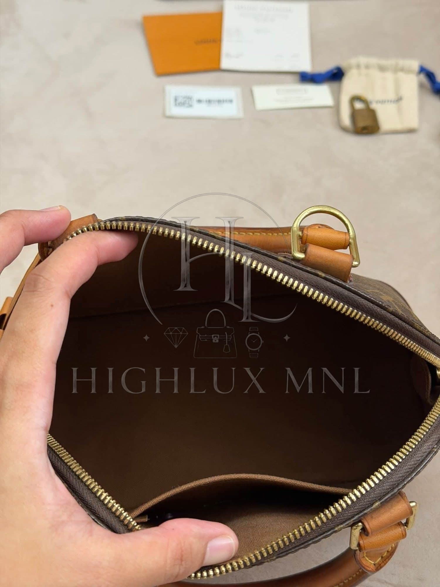 Louis Vuitton Monogram Alma BB — photo 11