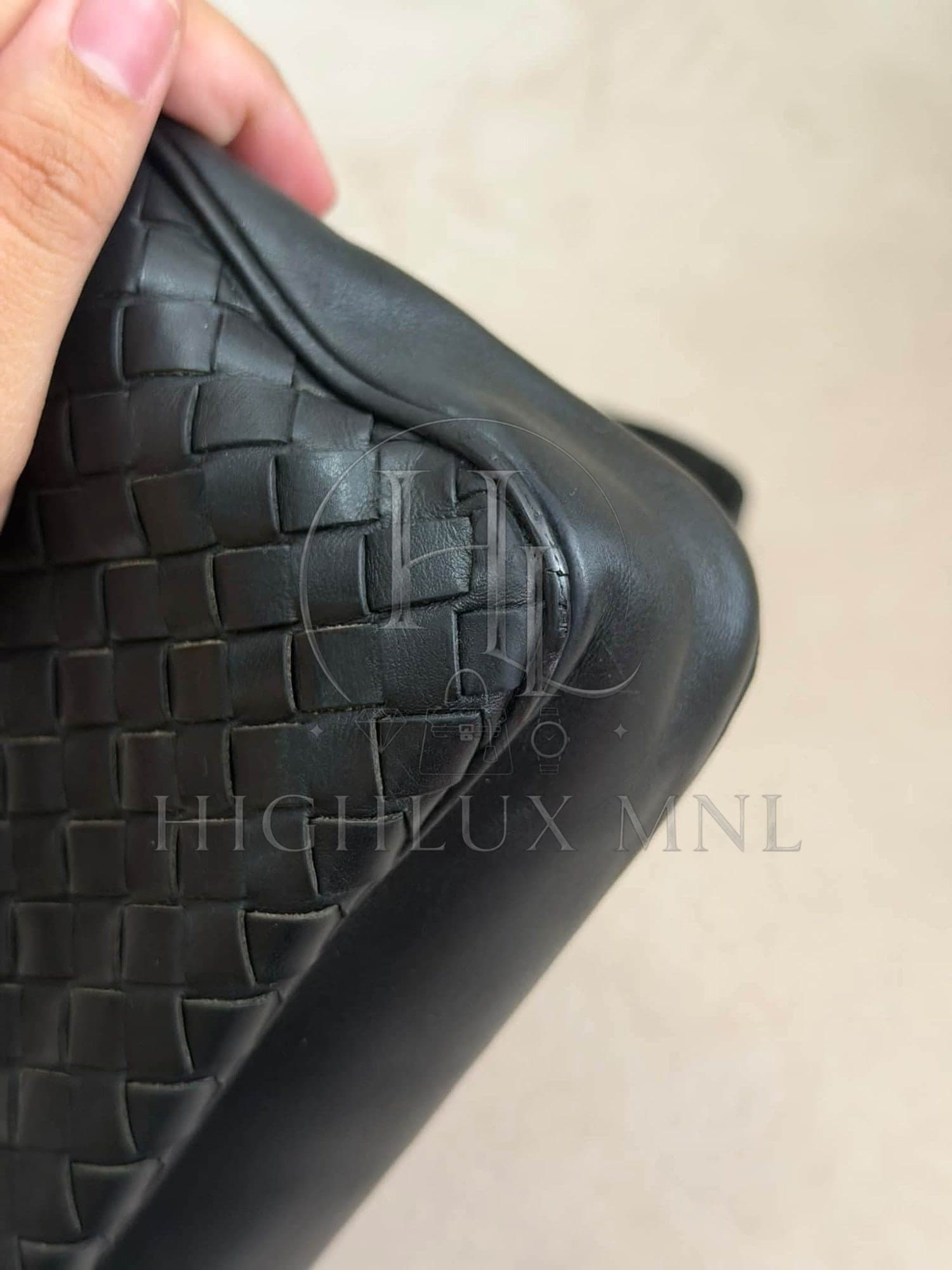 Bottega Veneta Intrecciato Messenger Bag — photo 7