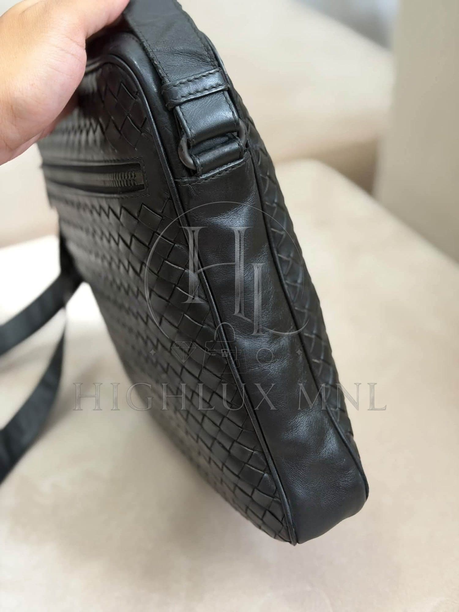 Bottega Veneta Intrecciato Messenger Bag — photo 2