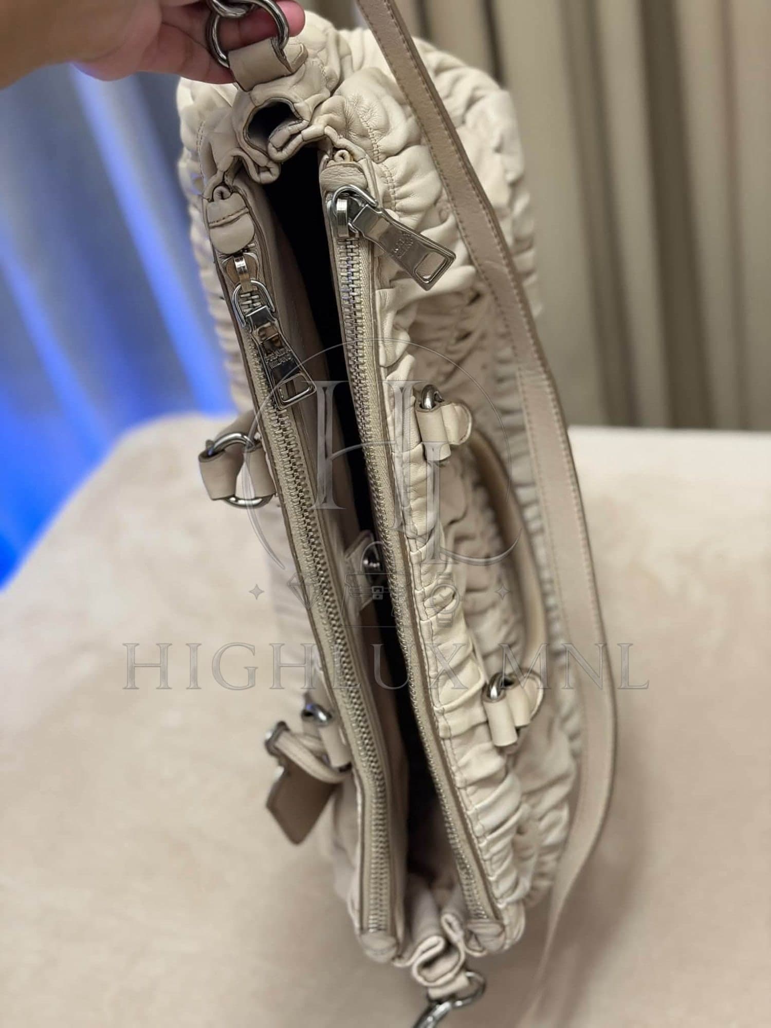 Prada Gaufre Two-way Bag — photo 9