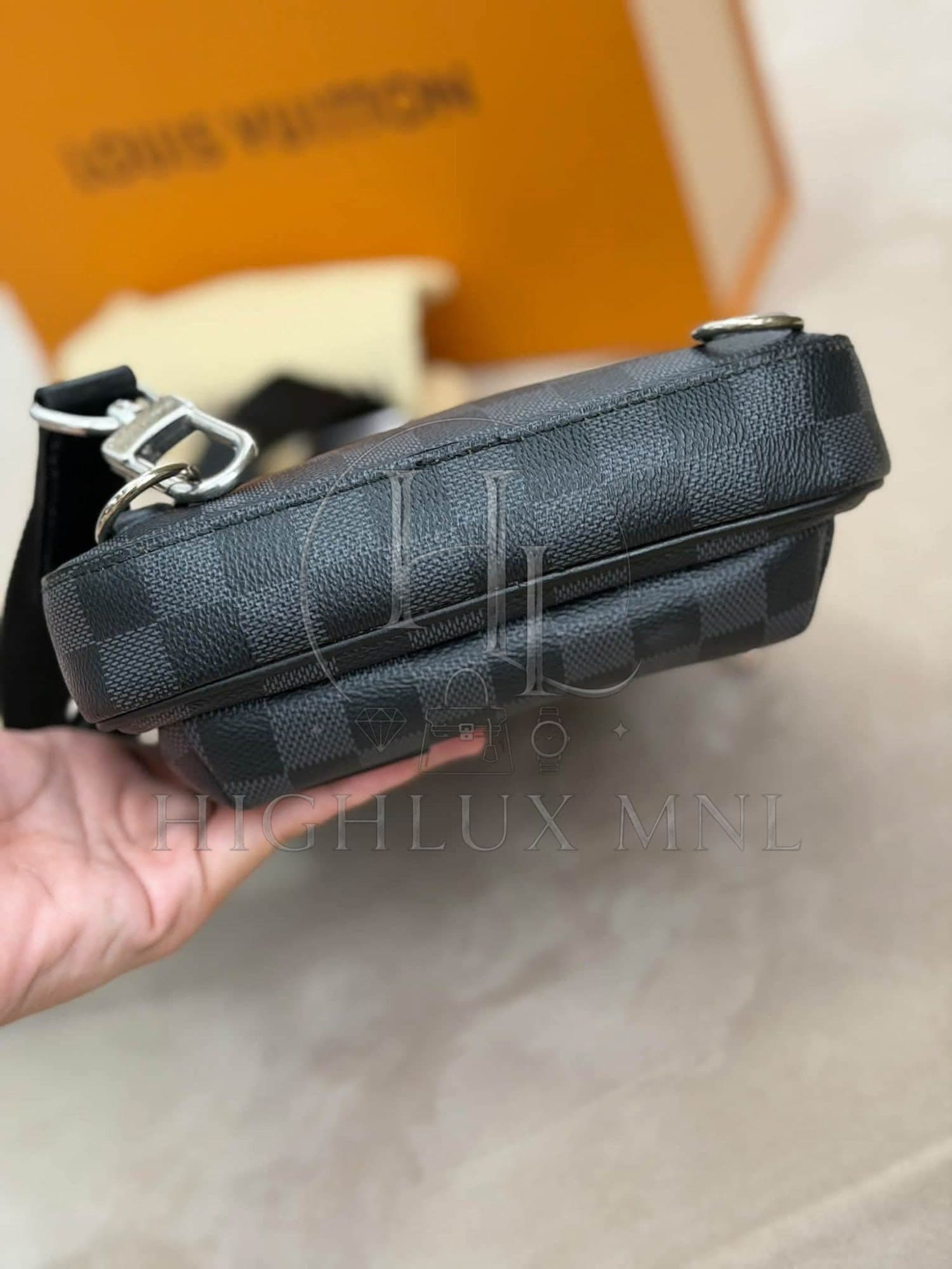 Louis Vuitton Graphite Damier Avenue Sling Bag — photo 6