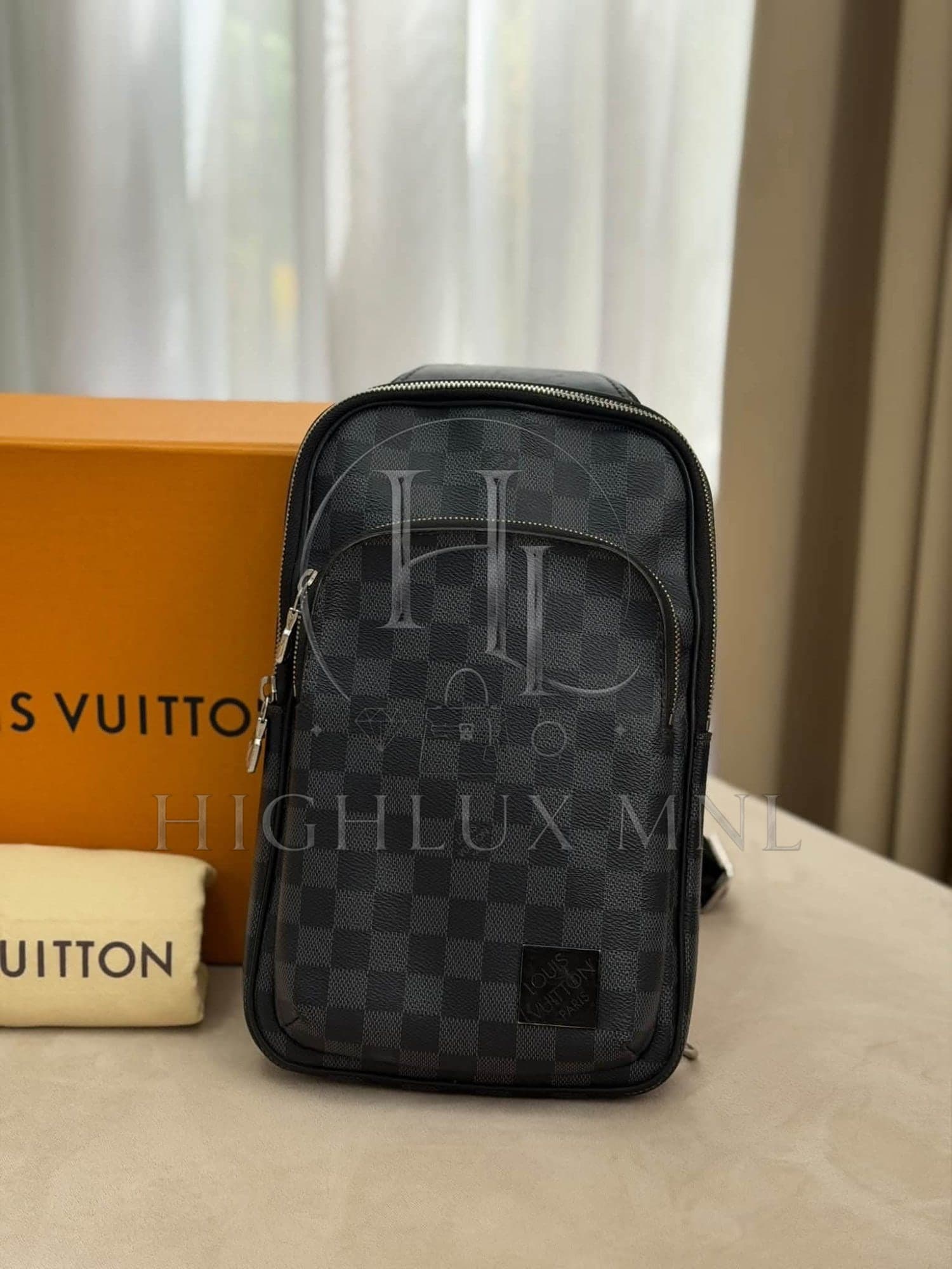 Louis Vuitton Graphite Damier Avenue Sling Bag — photo 2