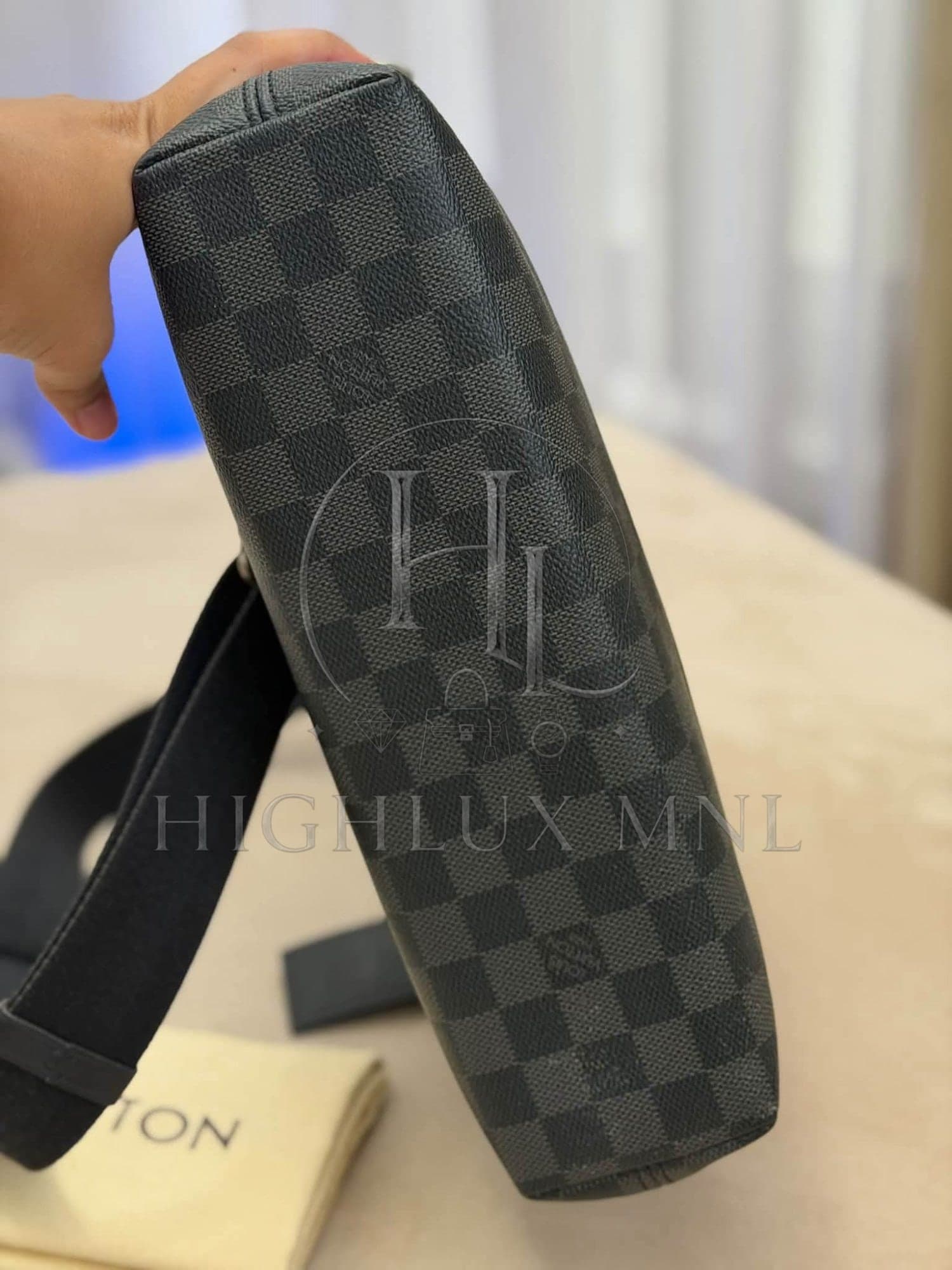 Louis Vuitton Mick PM Messenger Bag — photo 5