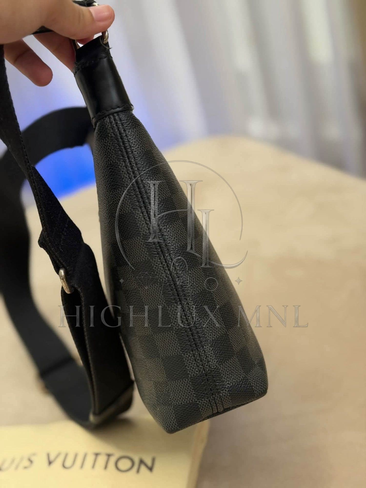 Louis Vuitton Mick PM Messenger Bag — photo 4