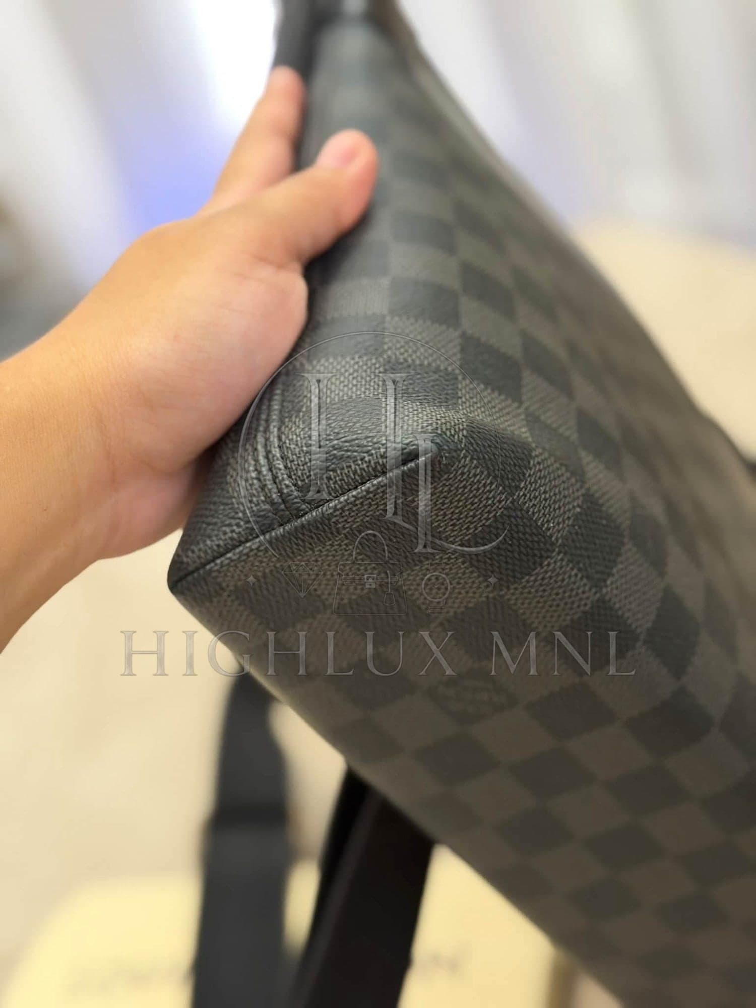 Louis Vuitton Mick PM Messenger Bag — photo 6