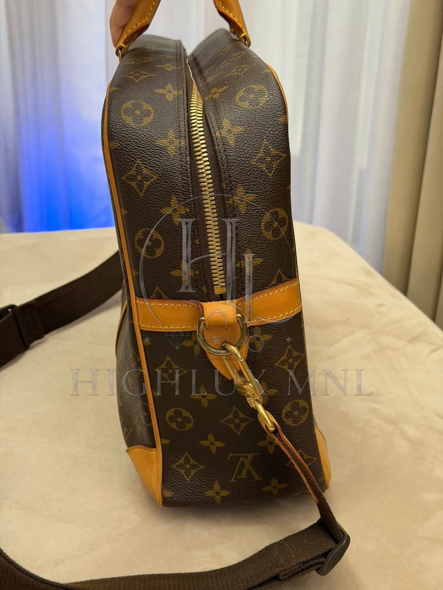 Louis Vuitton Document Voyage Bag — photo 2