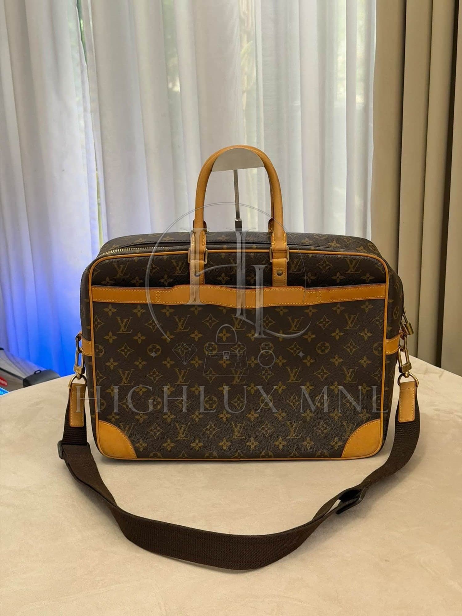 Louis Vuitton Document Voyage Bag