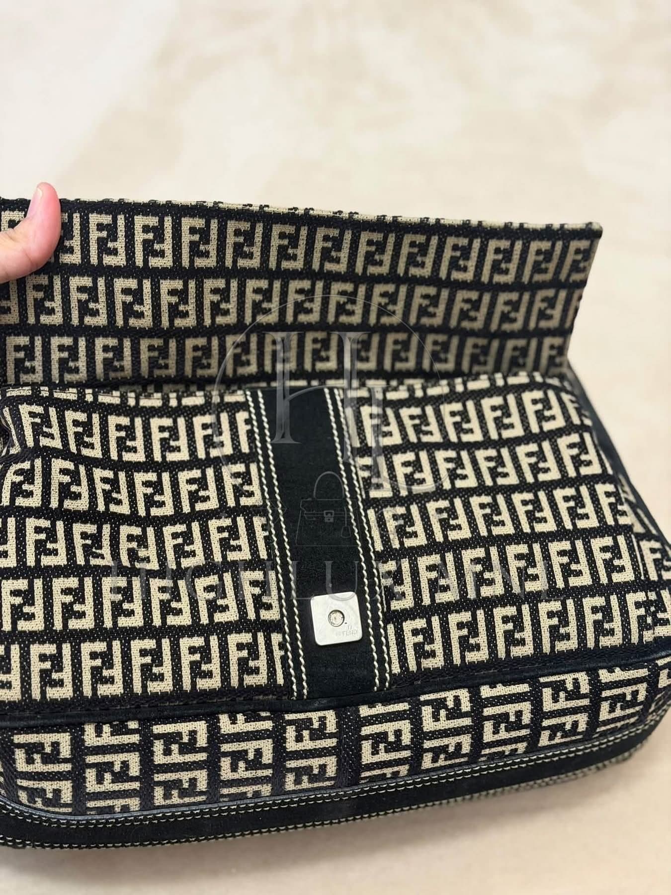 Fendi Zucchino Canvas Shoulder Bag — photo 9