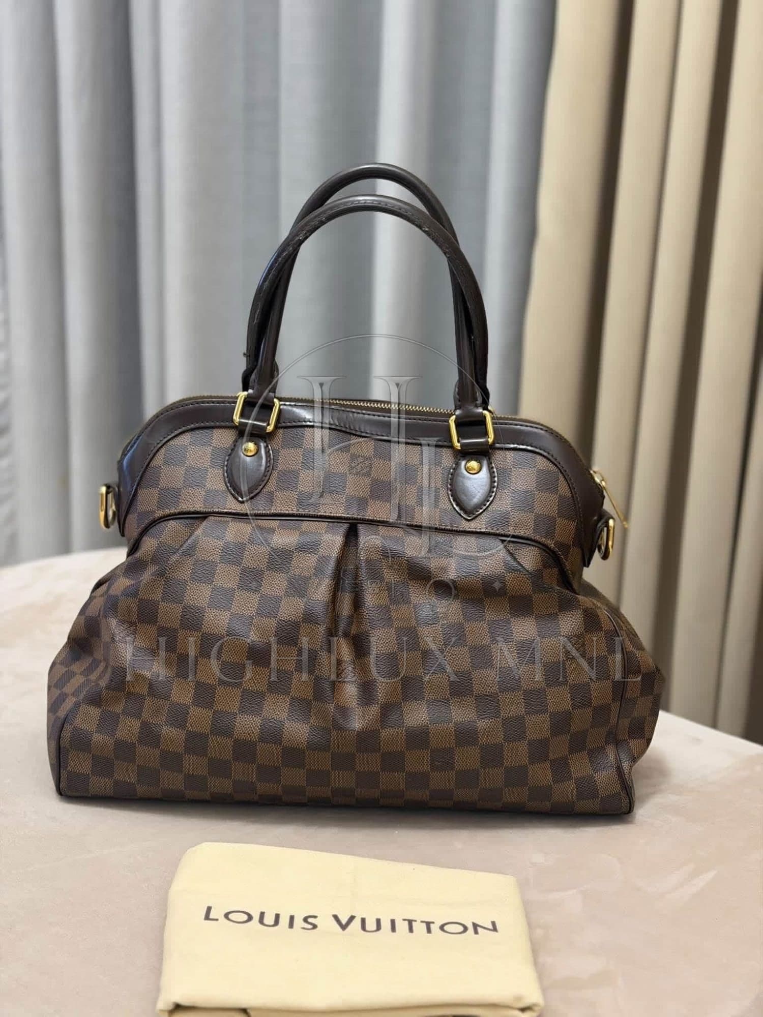Louis Vuitton Damier Ebene Trevi GM size — photo 3