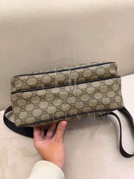Gucci Double Zip GG Supreme Big Camera Bag — photo 4