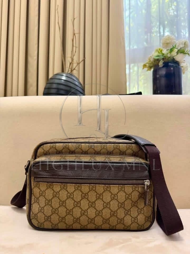 Gucci Double Zip GG Supreme Big Camera Bag