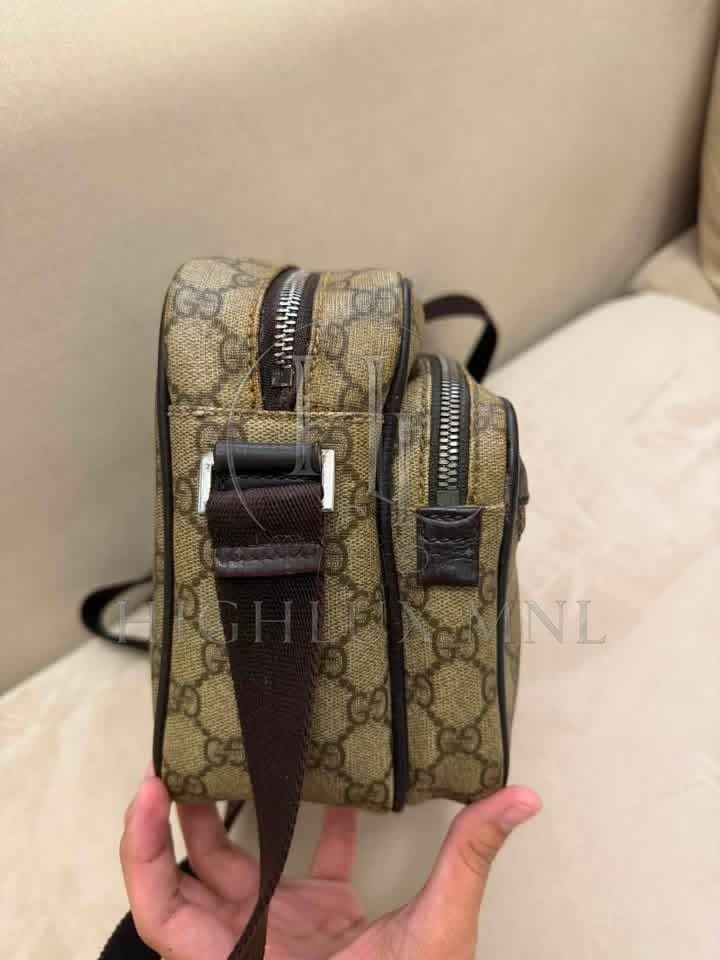 Gucci Double Zip GG Supreme Big Camera Bag — photo 2