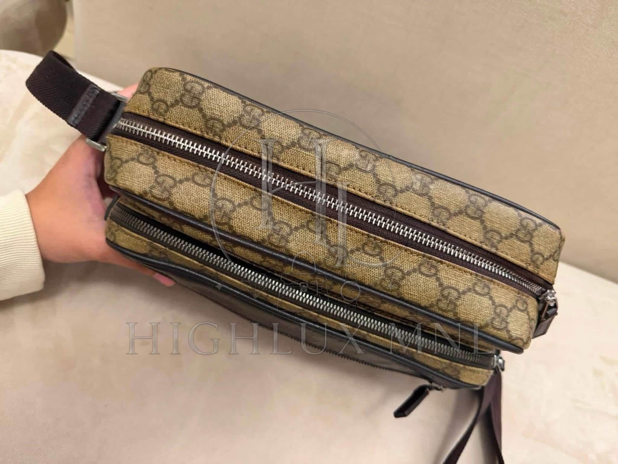 Gucci Double Zip GG Supreme Big Camera Bag — photo 5