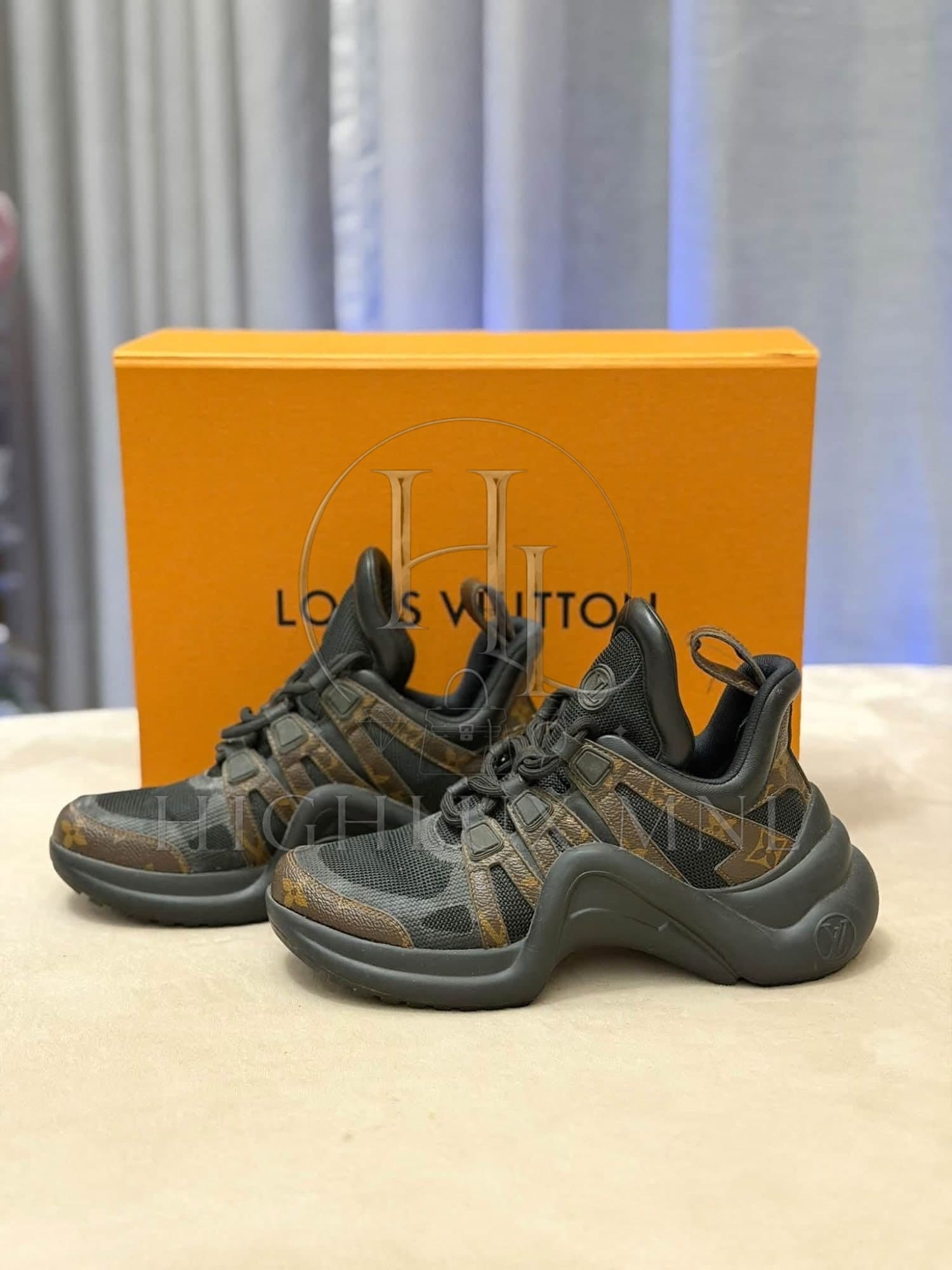 Louis Vuitton Archlight Sneakers size 36.5