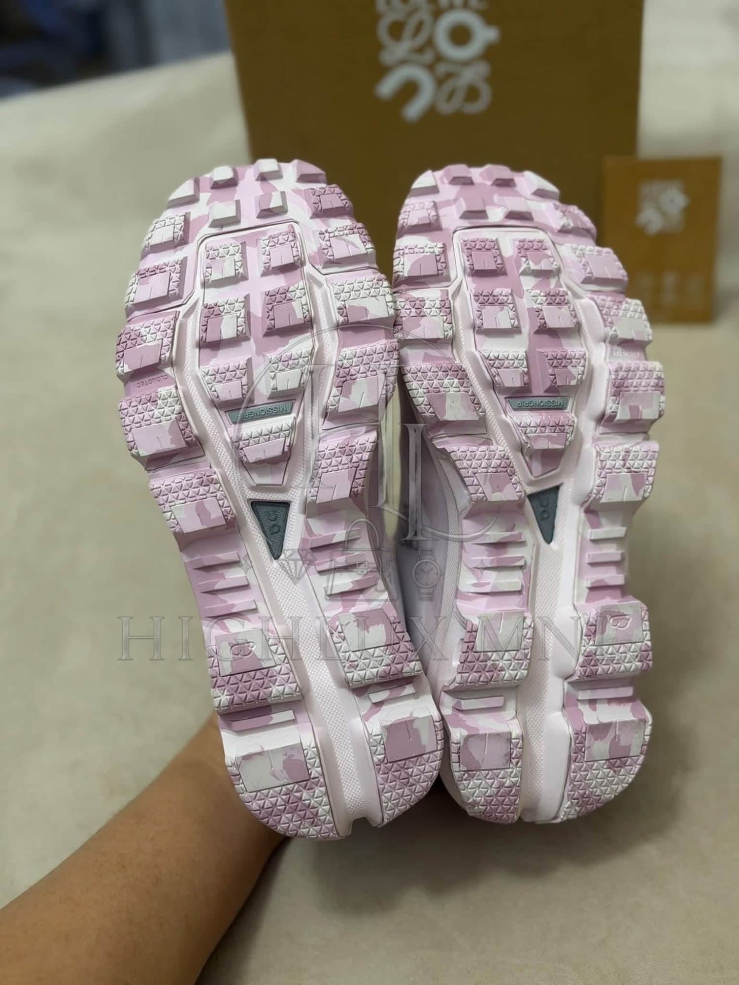 Loewe X On Cloud Sneakers size 36 — photo 5