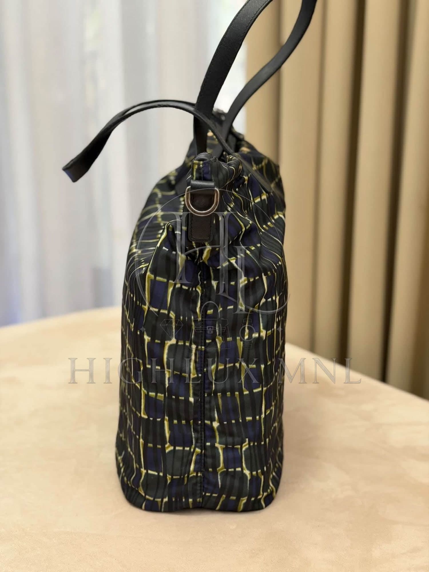 Prada Tessuto Printed Nylon Tote Bag — photo 4