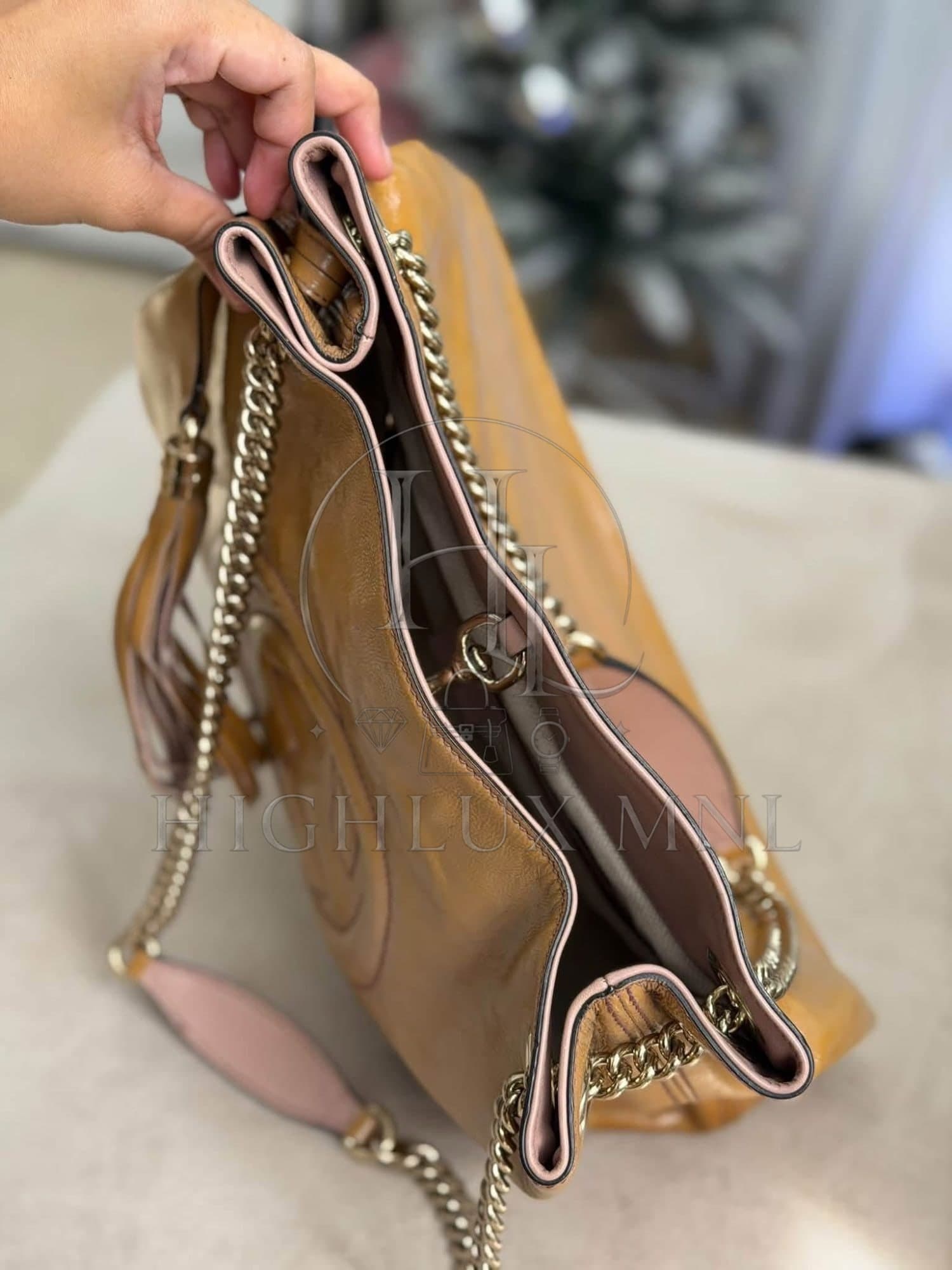 Gucci Patent Soho Chain Tote Bag — photo 10