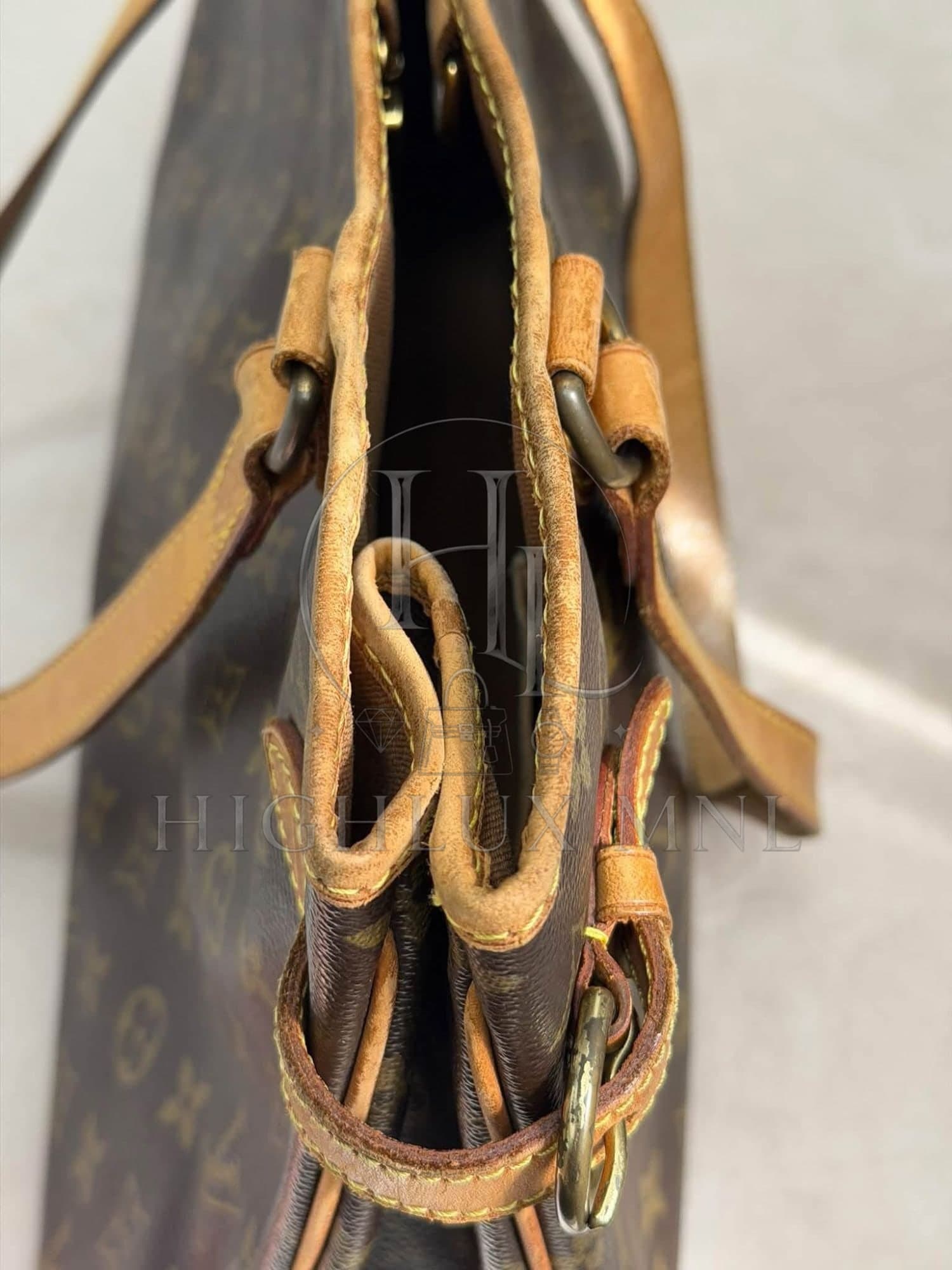 Louis Vuitton Batignolles Shoulder Bag — photo 14