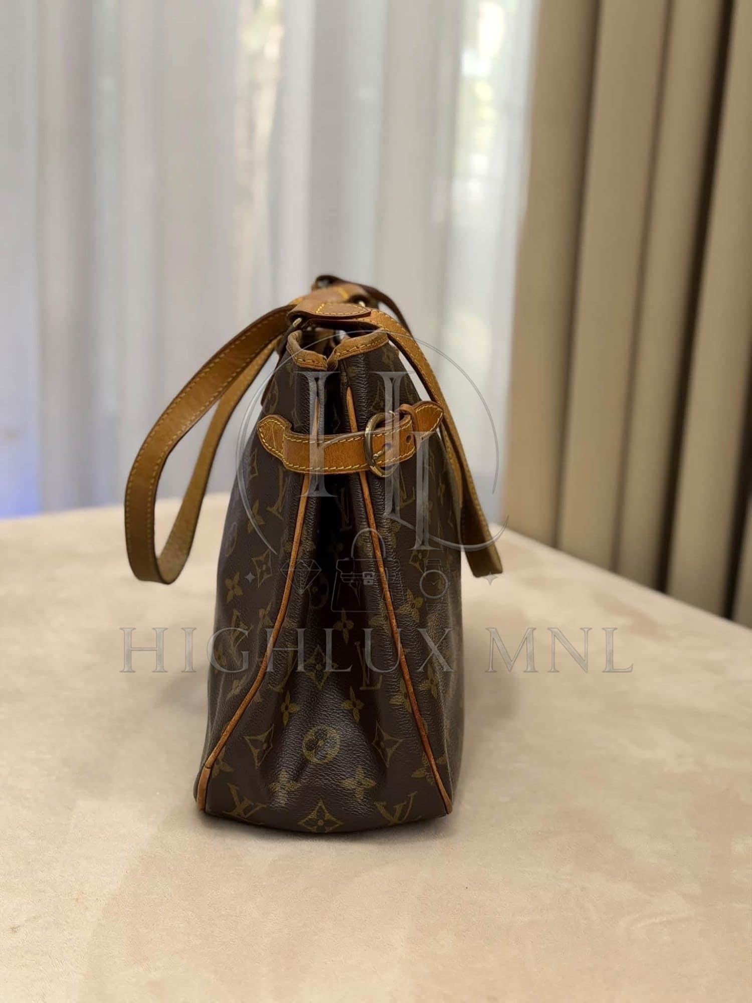 Louis Vuitton Batignolles Shoulder Bag — photo 4