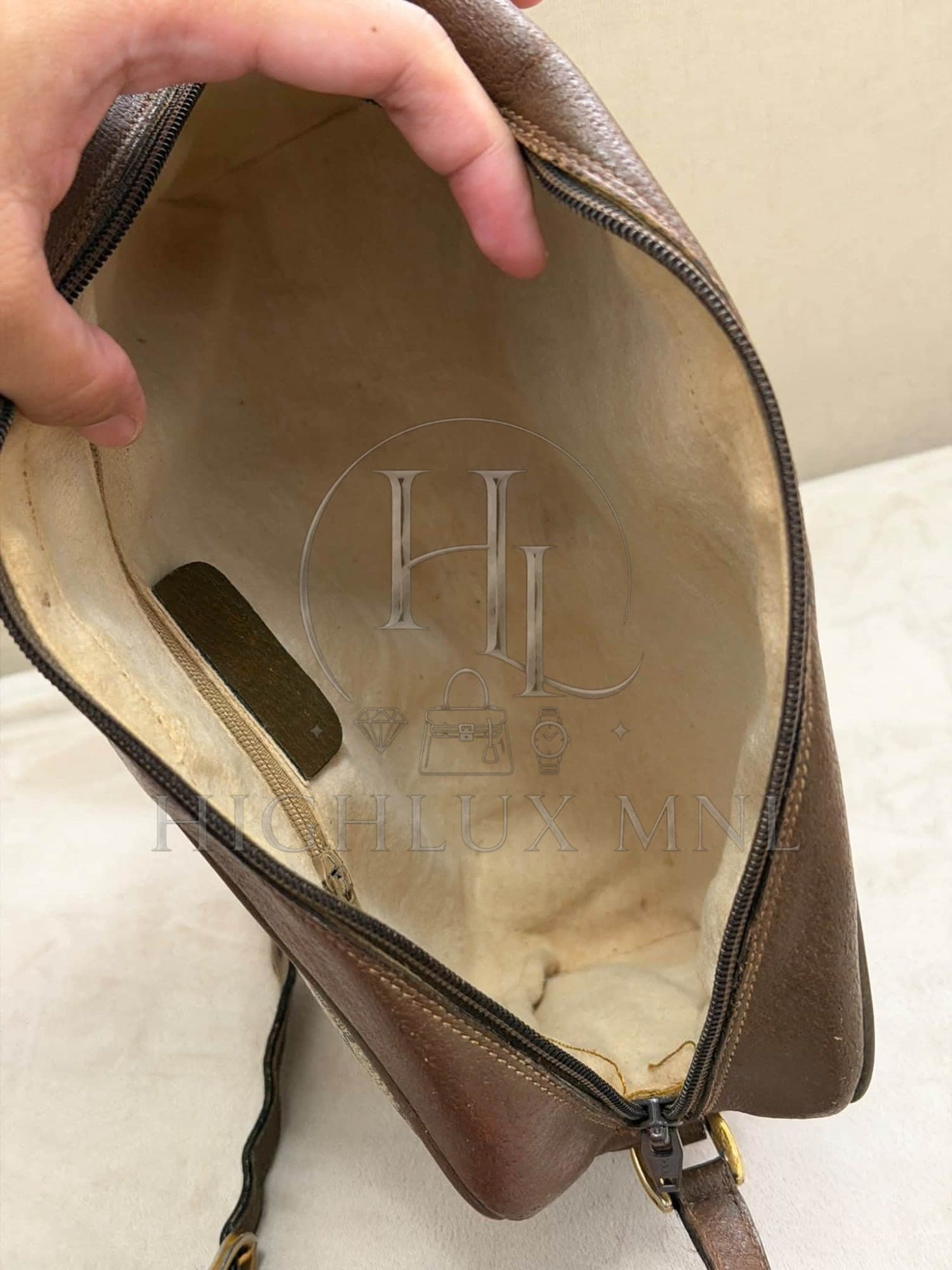 Gucci GG Vintage Camera Bag — photo 9