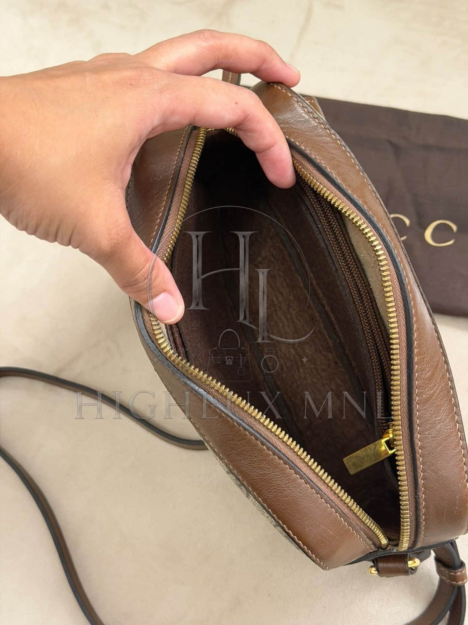 Gucci GG Horsebit Small Camera Bag — photo 6