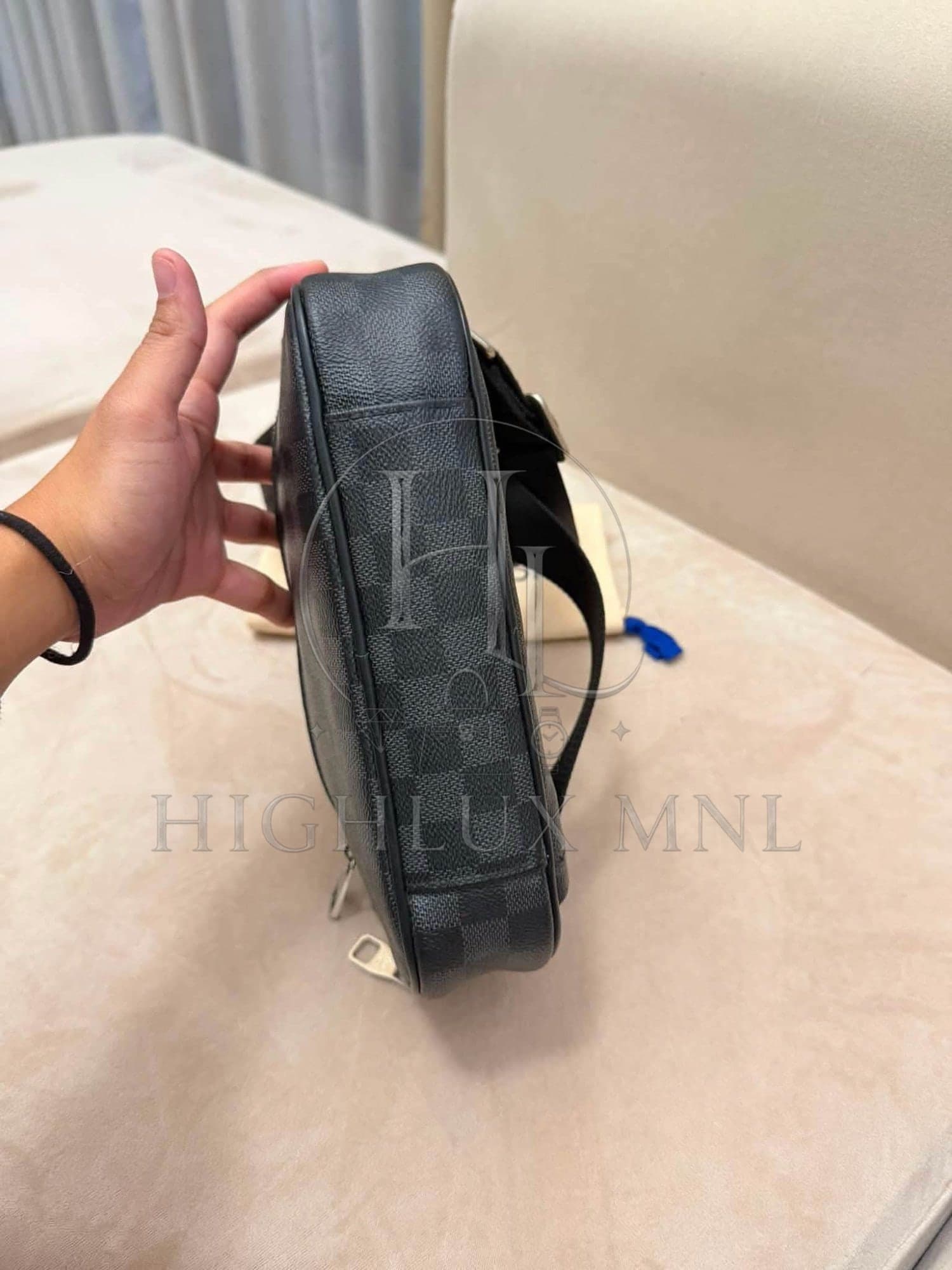 Louis Vuitton Damier Graphite Ambler Bag — photo 7