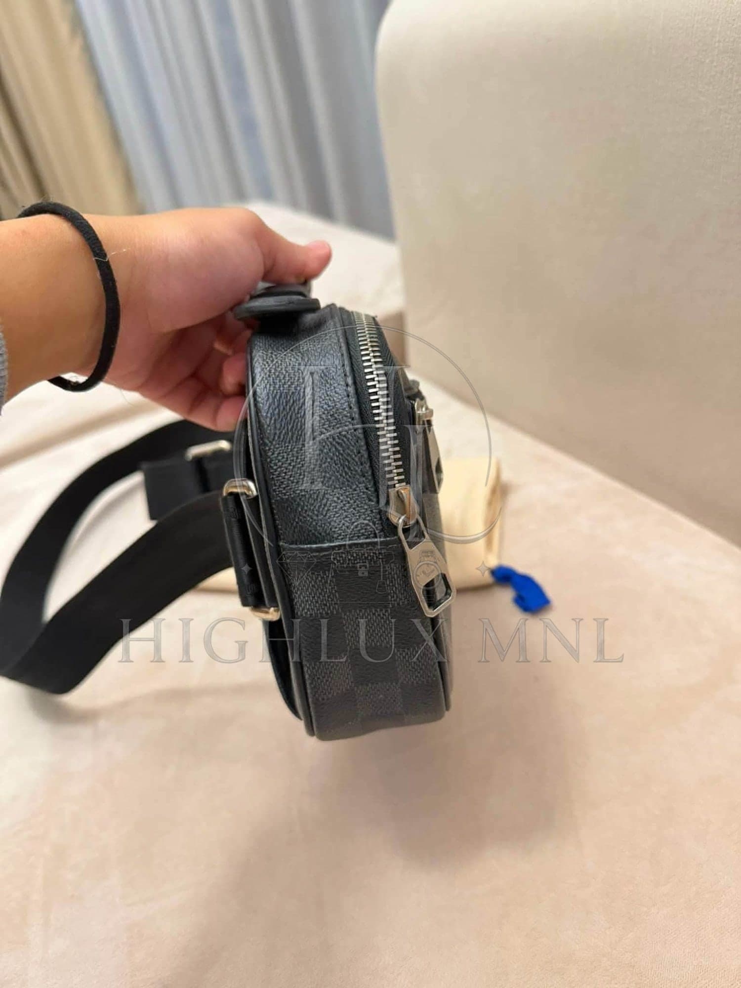 Louis Vuitton Damier Graphite Ambler Bag — photo 5