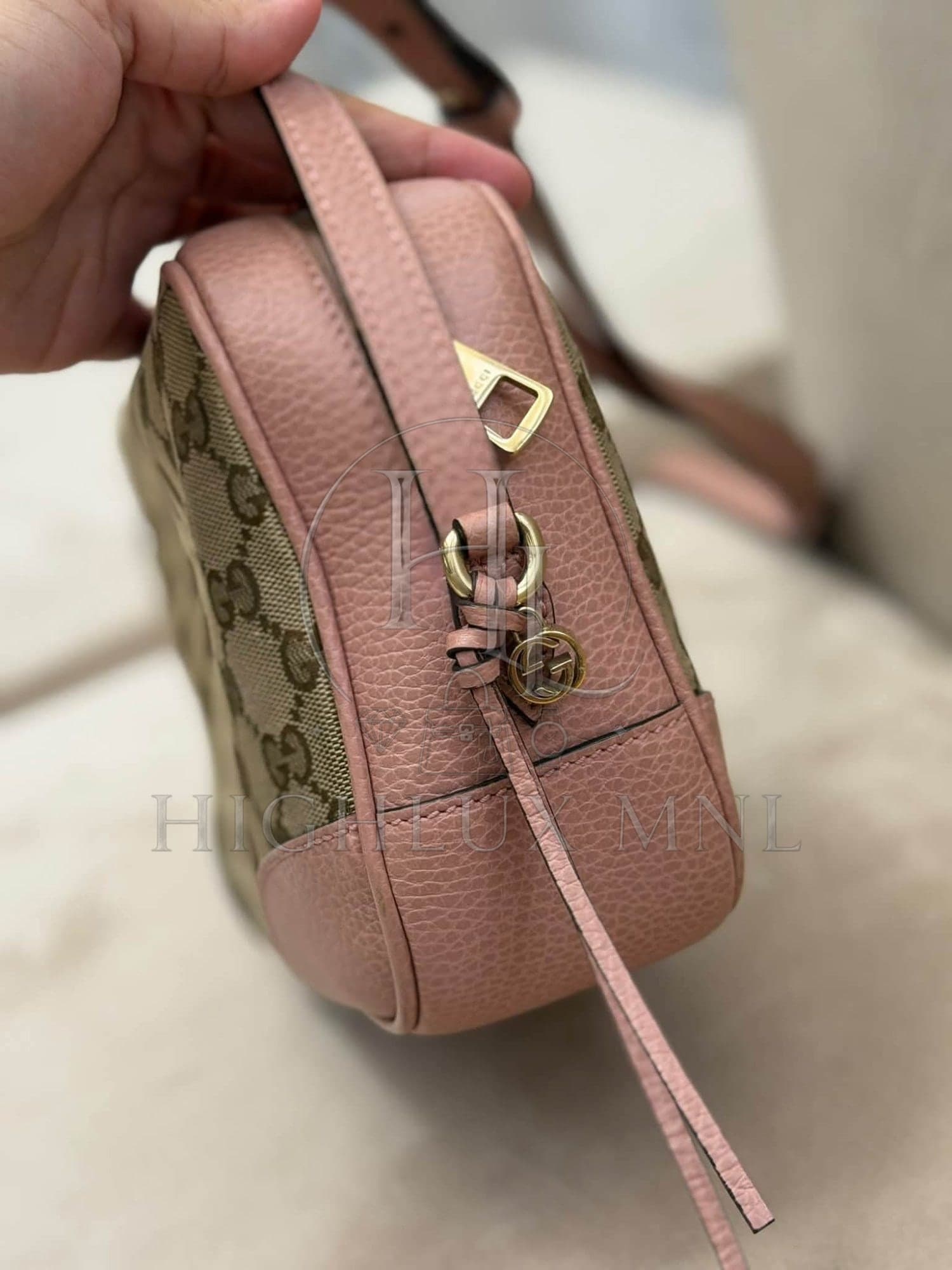 Gucci GG Canvas Bree Camera Bag in Pink — photo 4