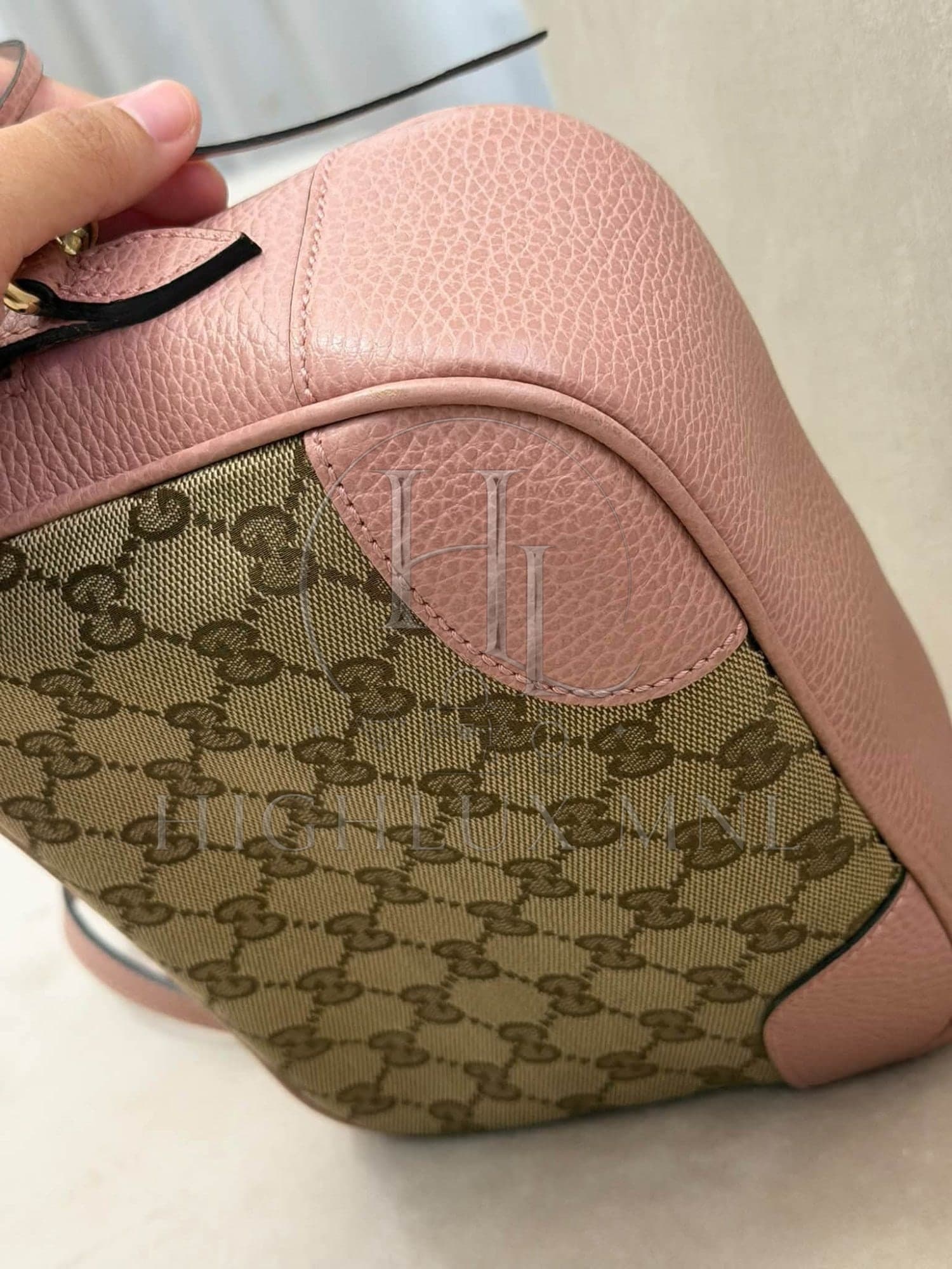Gucci GG Canvas Bree Camera Bag in Pink — photo 5