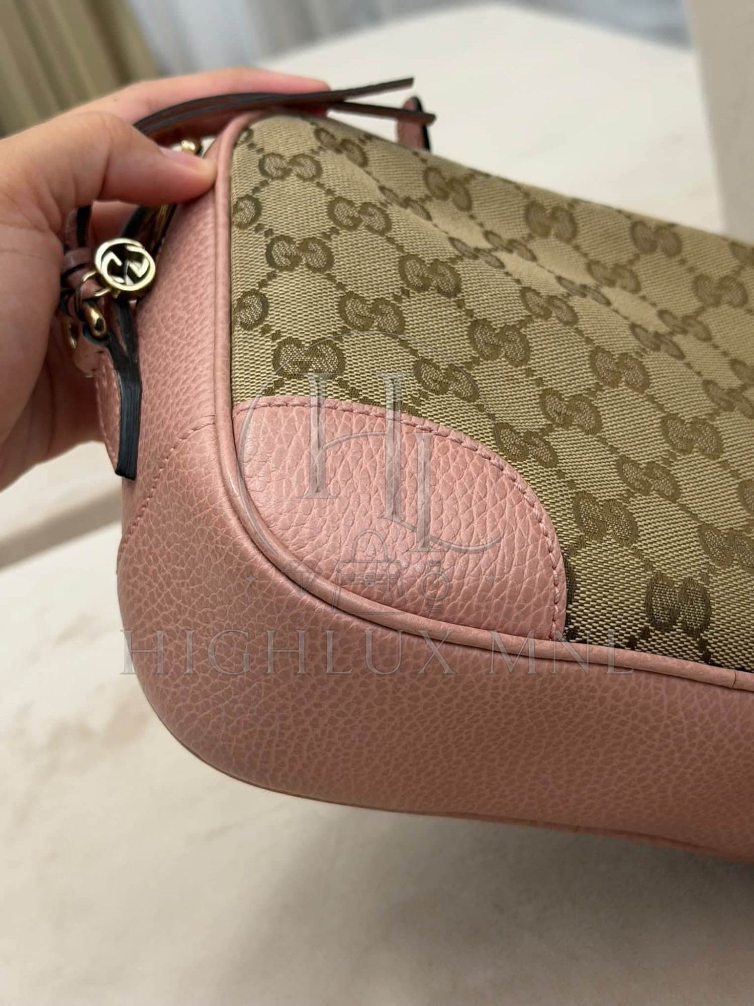 Gucci GG Canvas Bree Camera Bag in Pink — photo 6